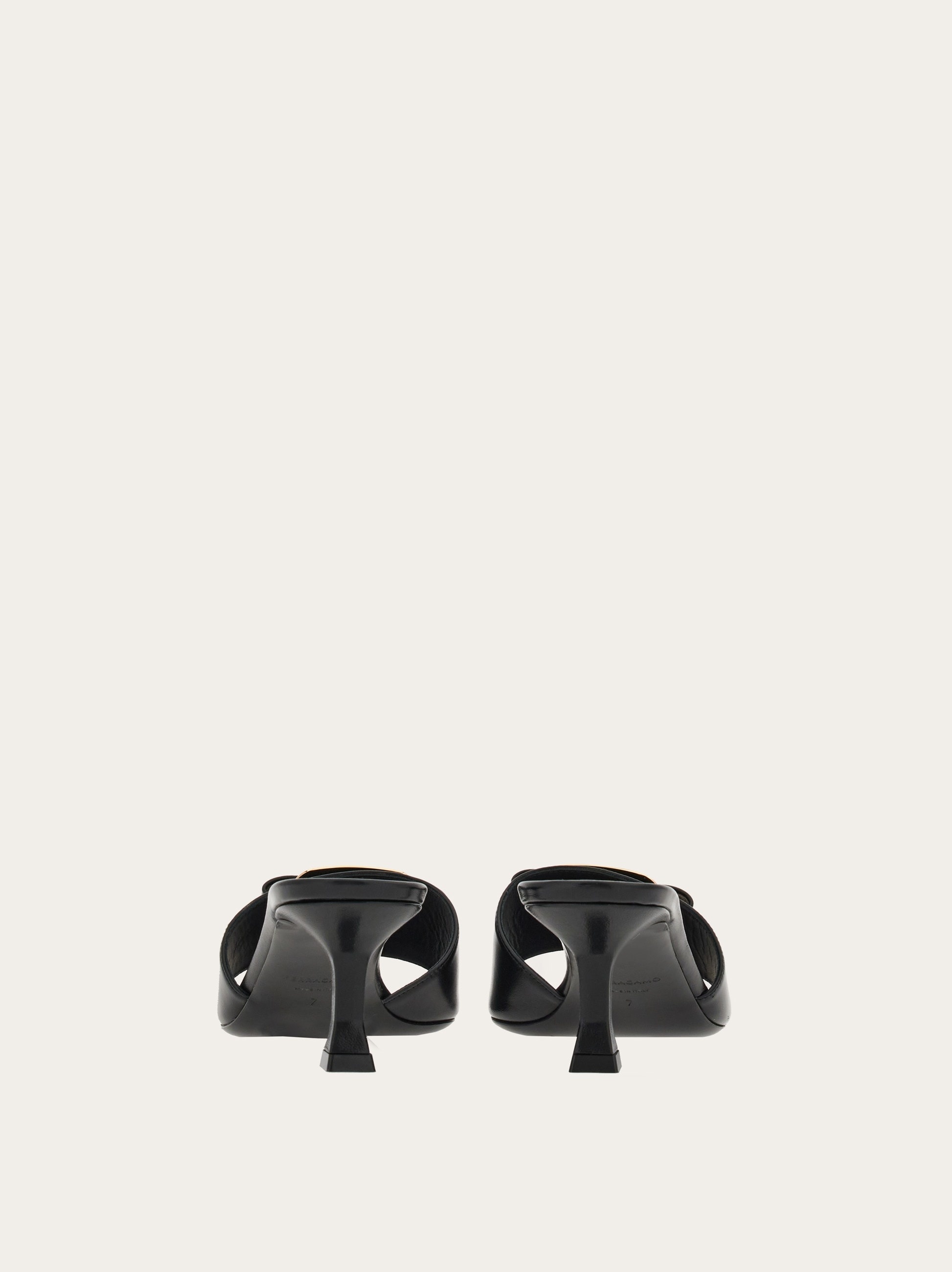 FERRAGAMO New Vara plate slide | REVERSIBLE