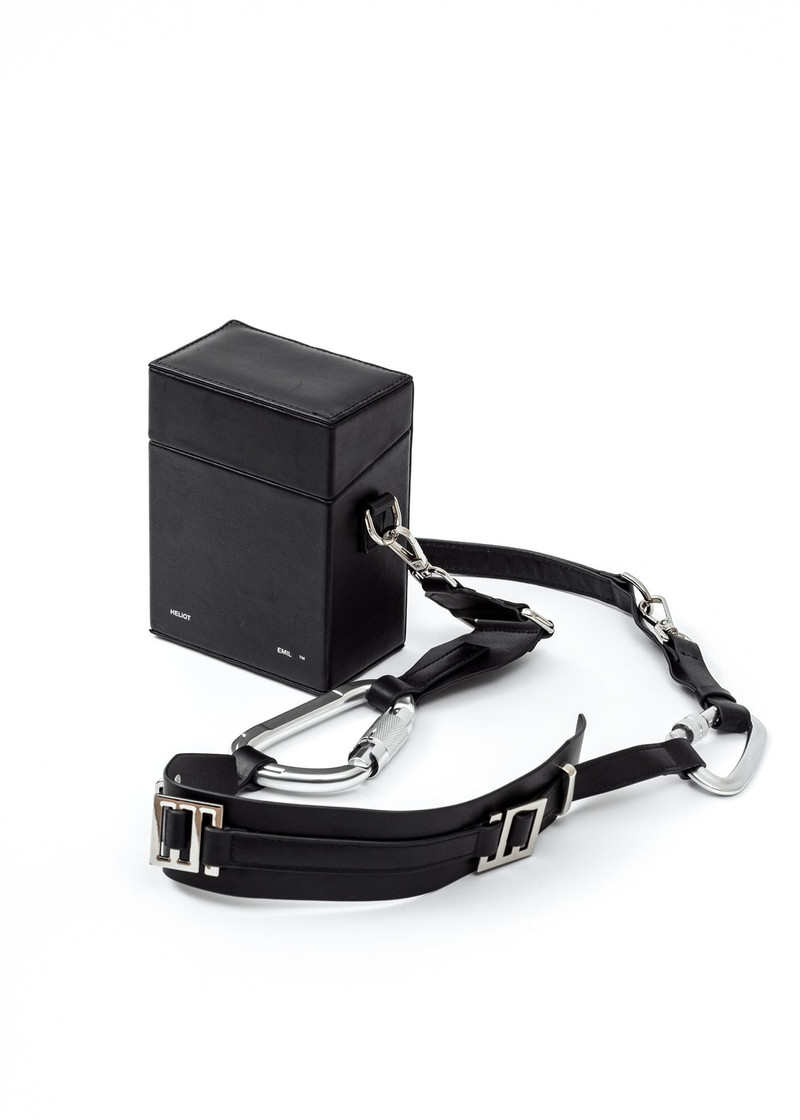 BLACK LEATHER STRAP BOX BAG 3