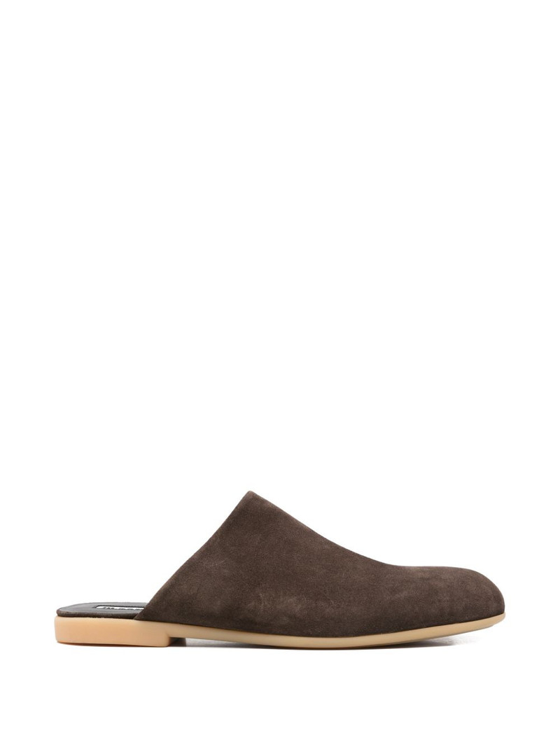 flat-sole sandals 1