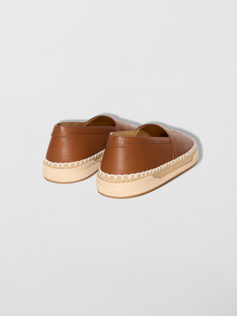 ESPADRILLE SLIP ON 4