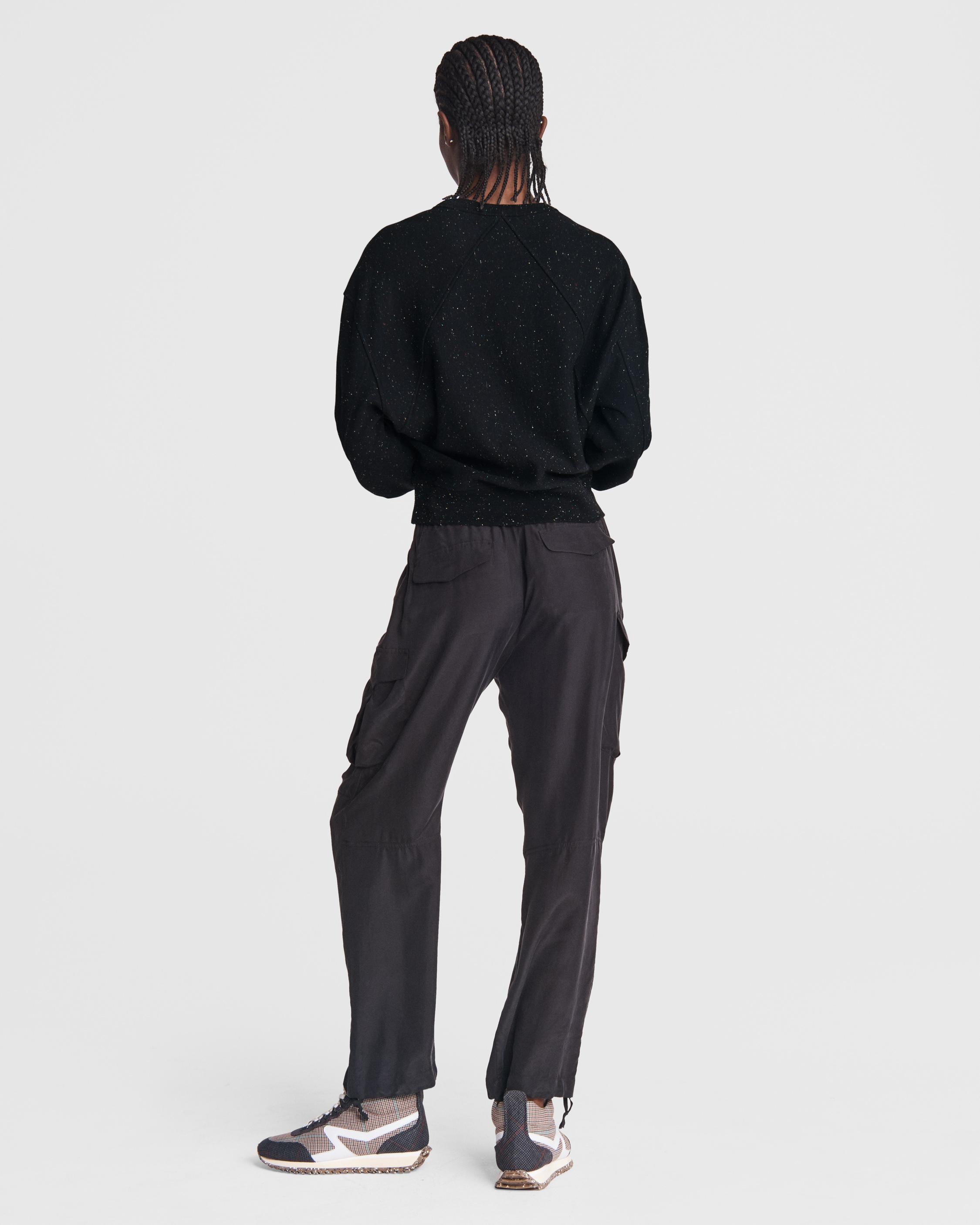 City Terry Sweatshirt
Relaxed Fit Sweater - 5