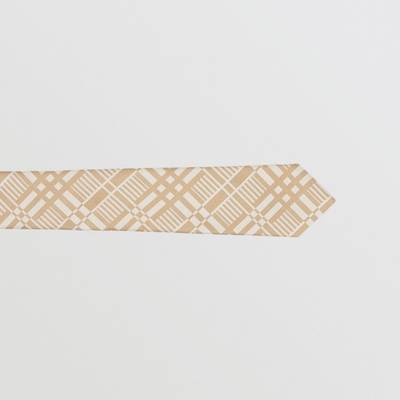 Burberry Classic Cut Check Silk Jacquard Tie outlook