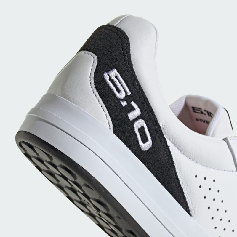 SLEUTH DLX 2 Shoes 9
