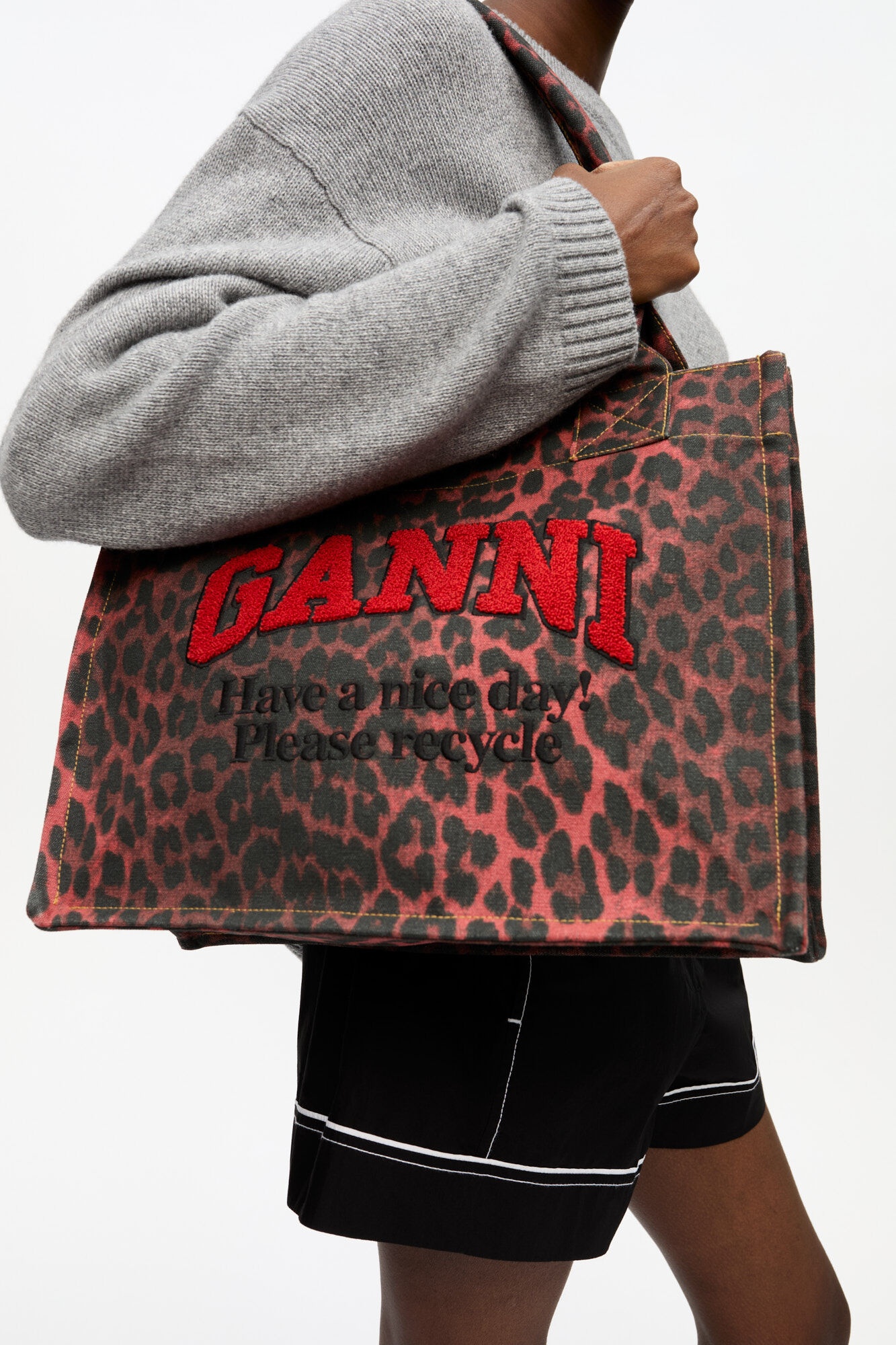 RED LEOPARD PRINT CANVAS TOTE BAG - 4