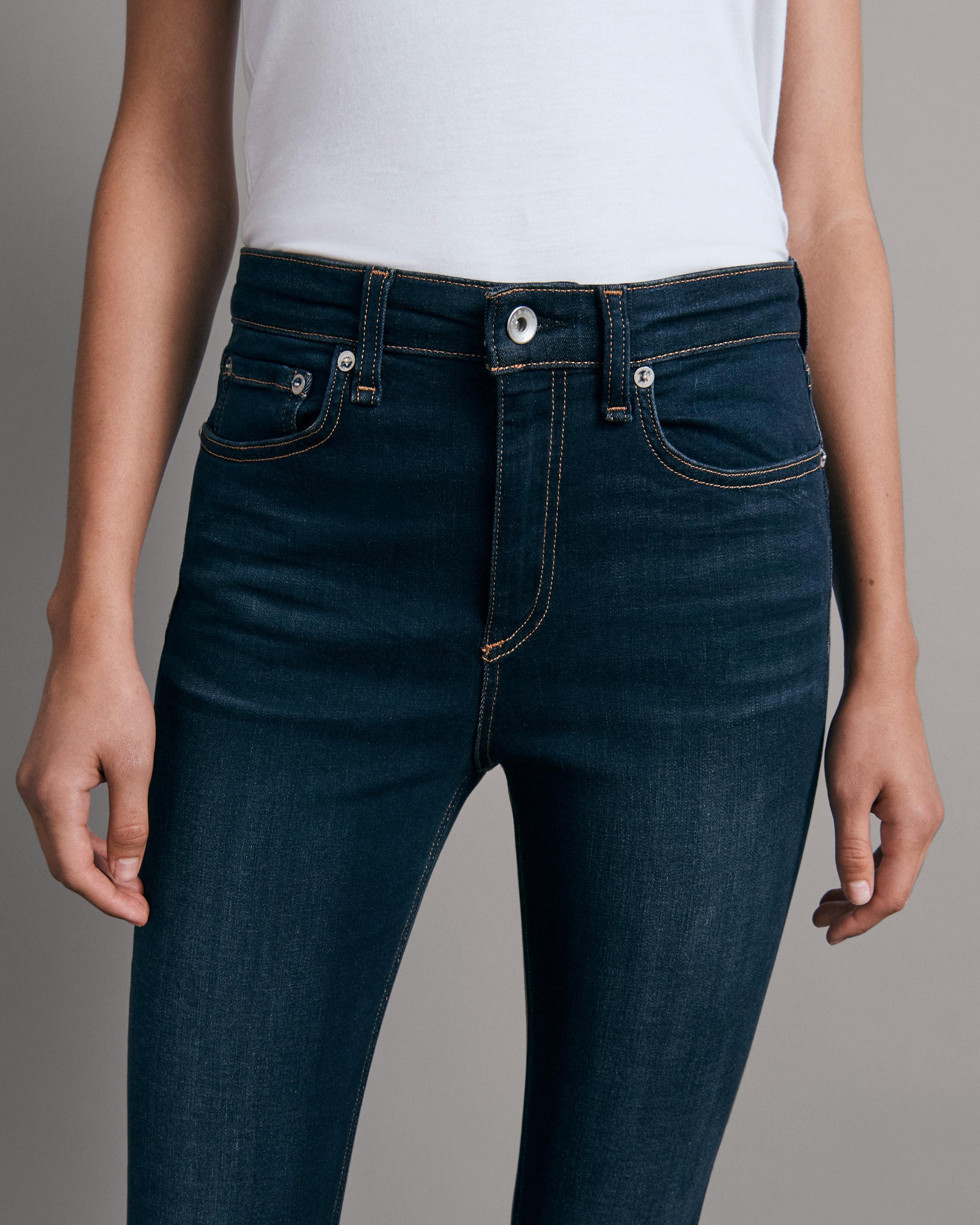 Nina Ankle Skinny - Carmen
High-Rise Stretch Jean - 5
