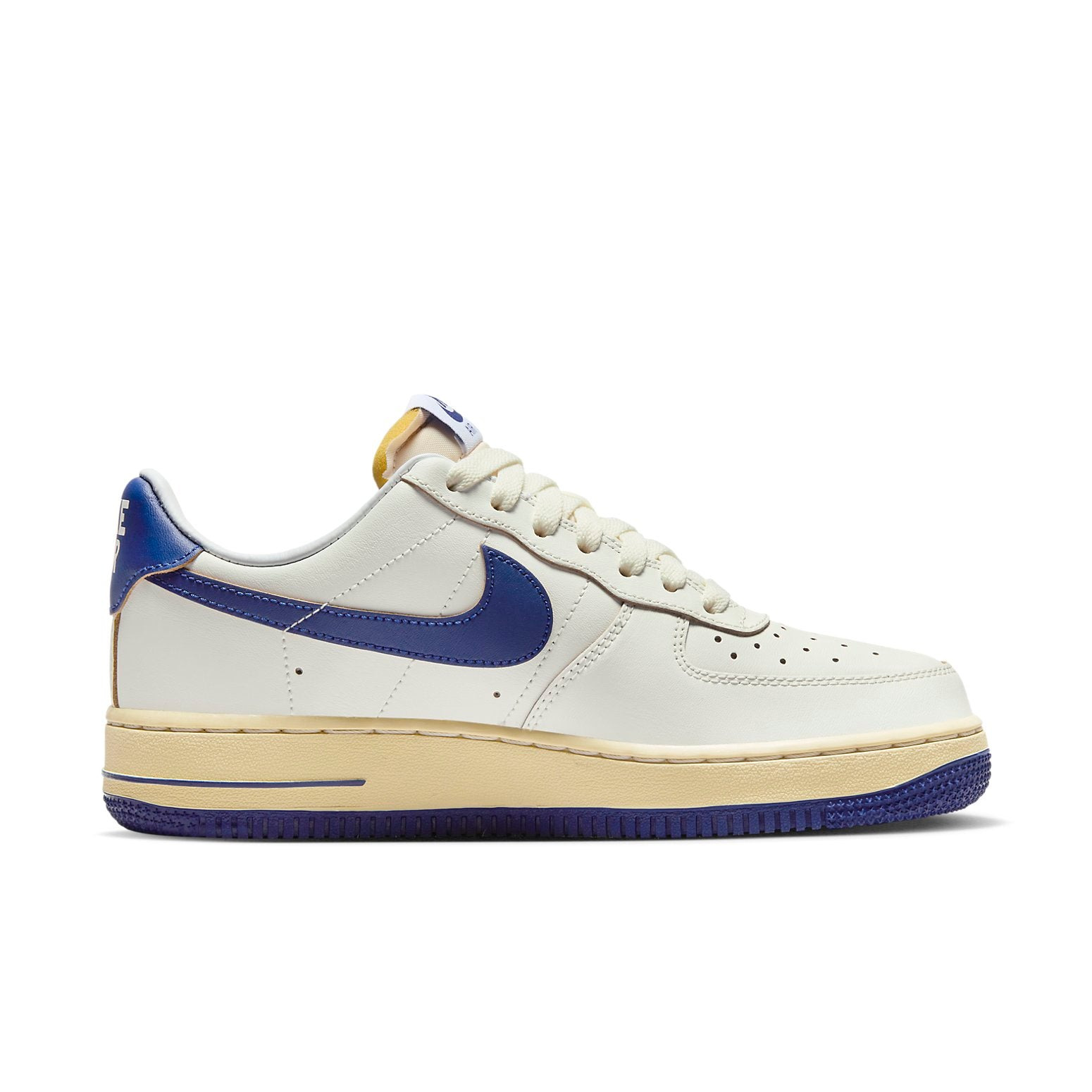 (WMNS) Nike Air Force 1 '07 'Sail Pale Vanilla' FQ8103-133 - 2