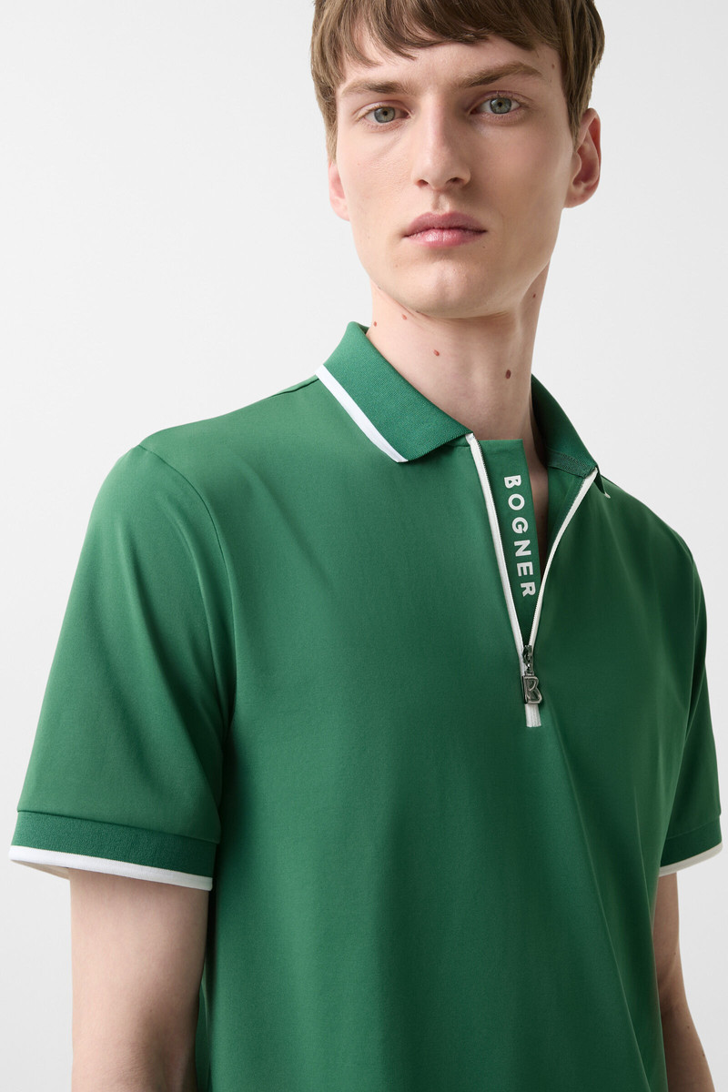 Cody functional short-sleeved top in Dark green 4