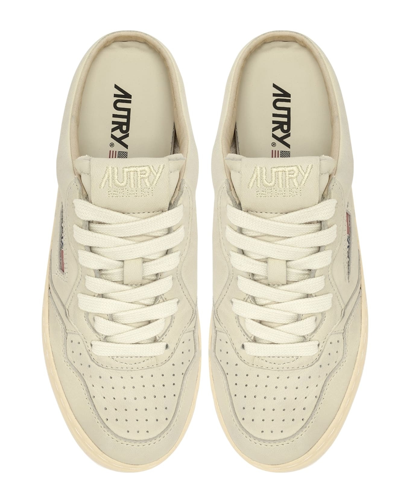 【送料&関税込】Autry Mule Low Goat Goat Autry Medalist Mule W *Goat / Goat* Sneaker » Buy online now!