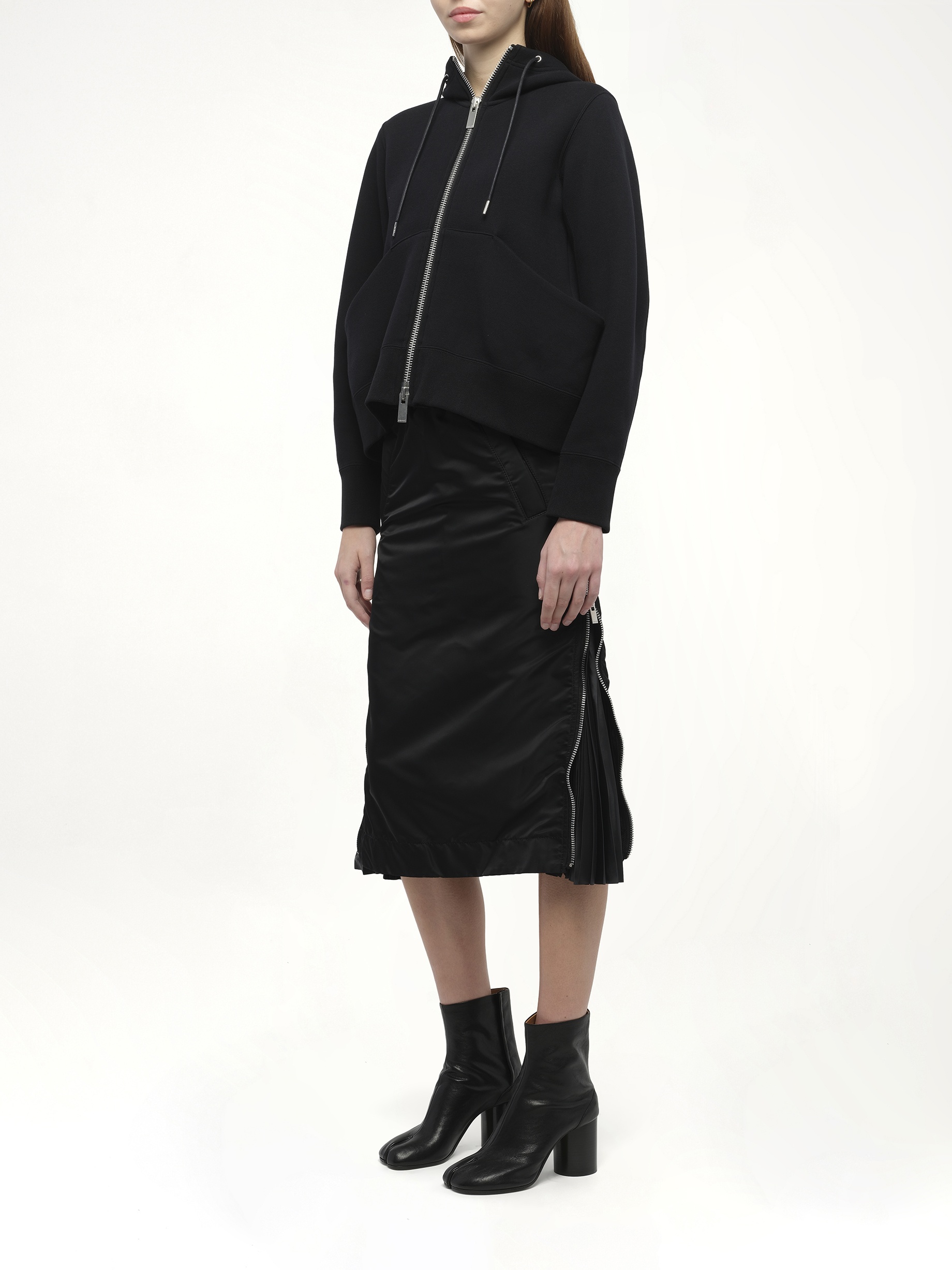 Sponge Sweat Hoodie in Black - 4