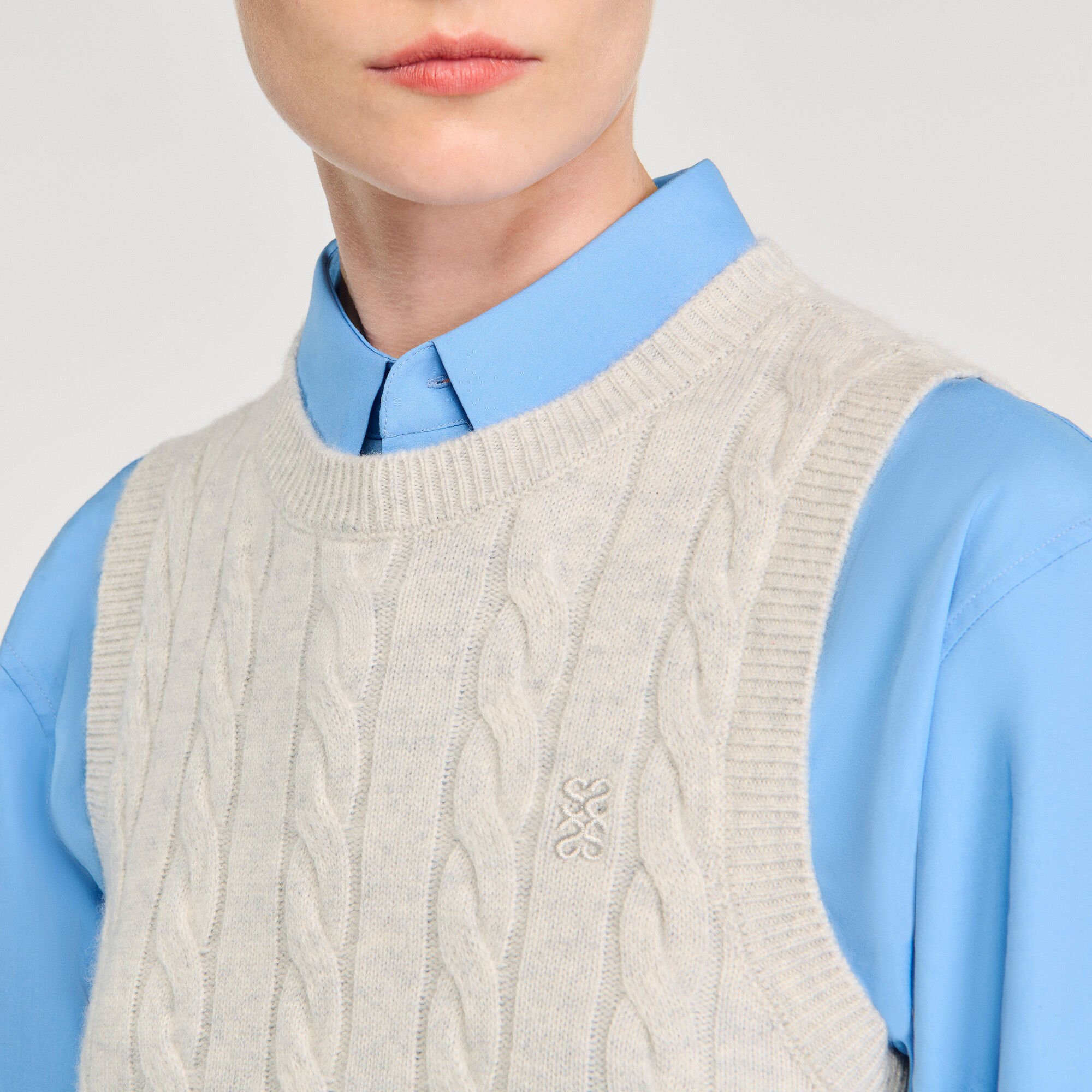 SLEEVELESS SHORT SWEATER - 3