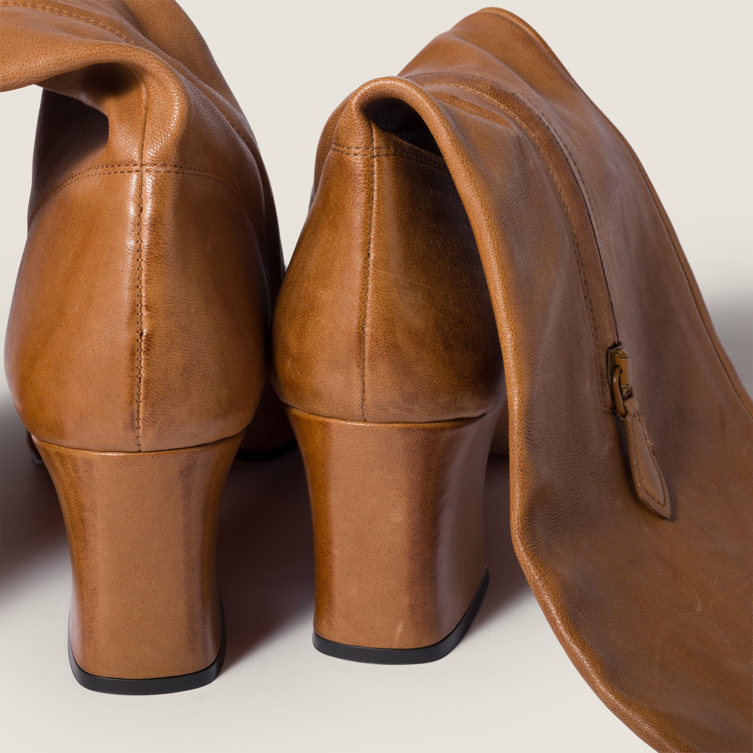 Nappa leather boots with buckle - 3
