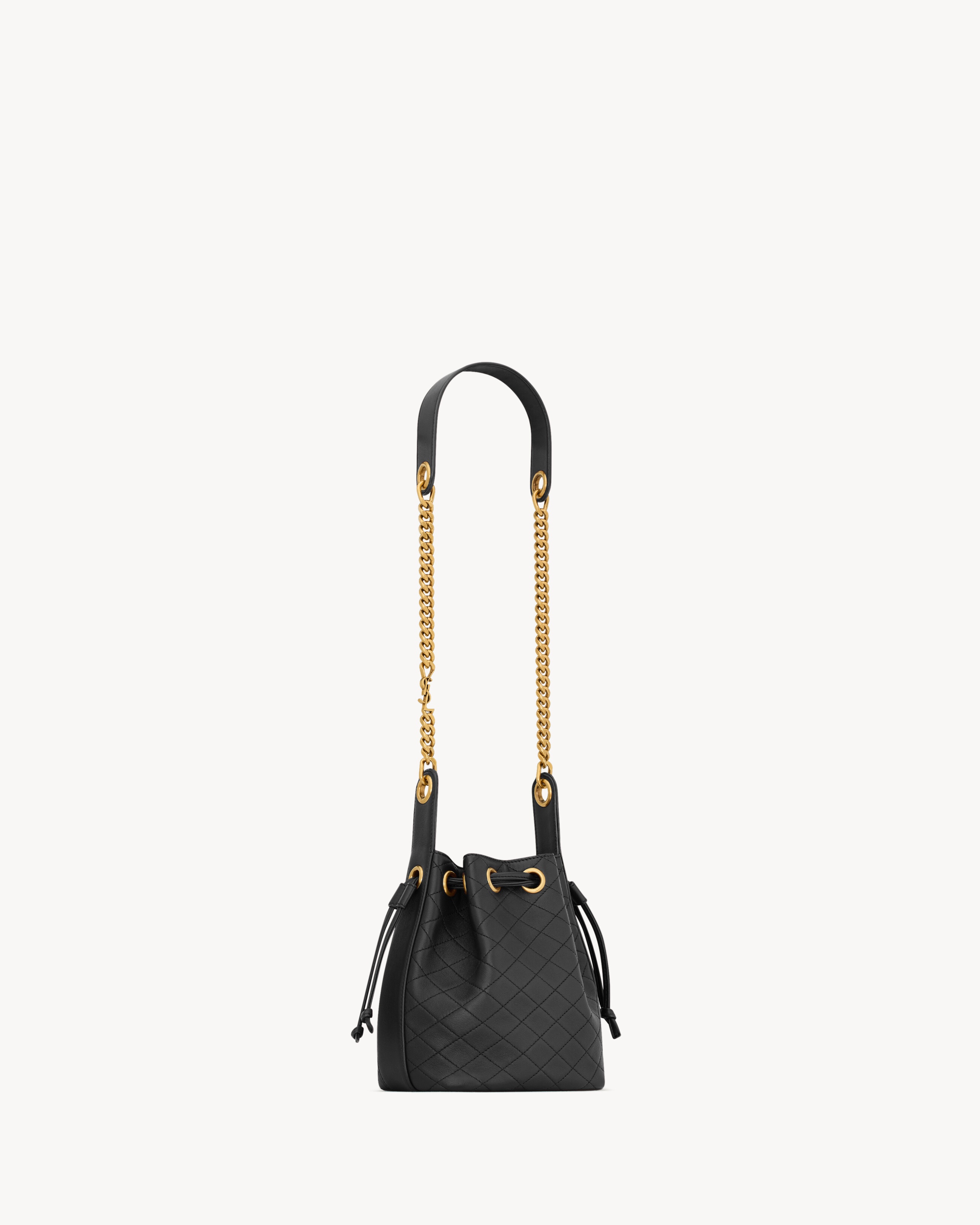 CASSANDRE BUCKET BAG IN LAMBSKIN - 4