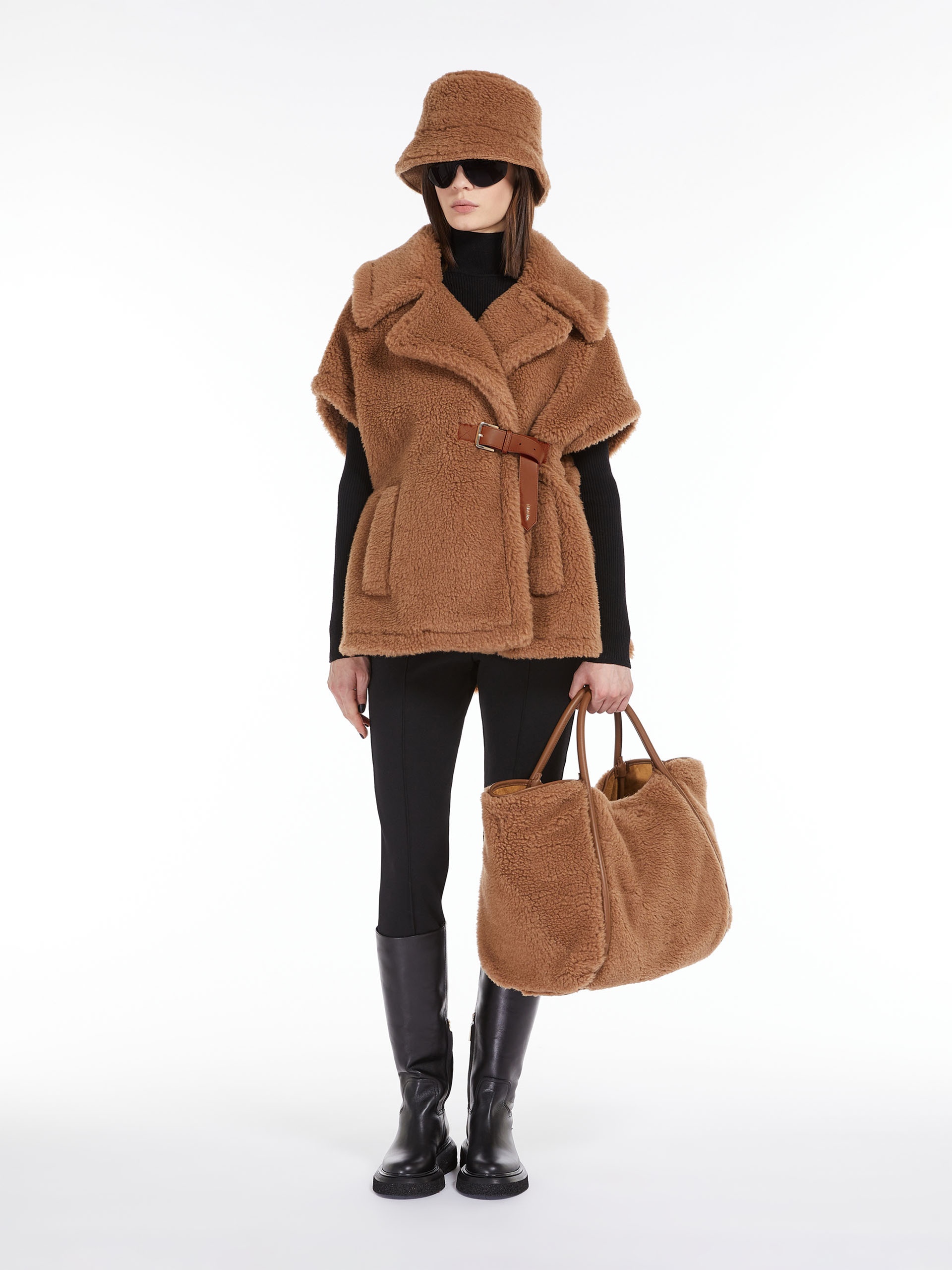 NEWABAVO Teddy fabric cape - 2
