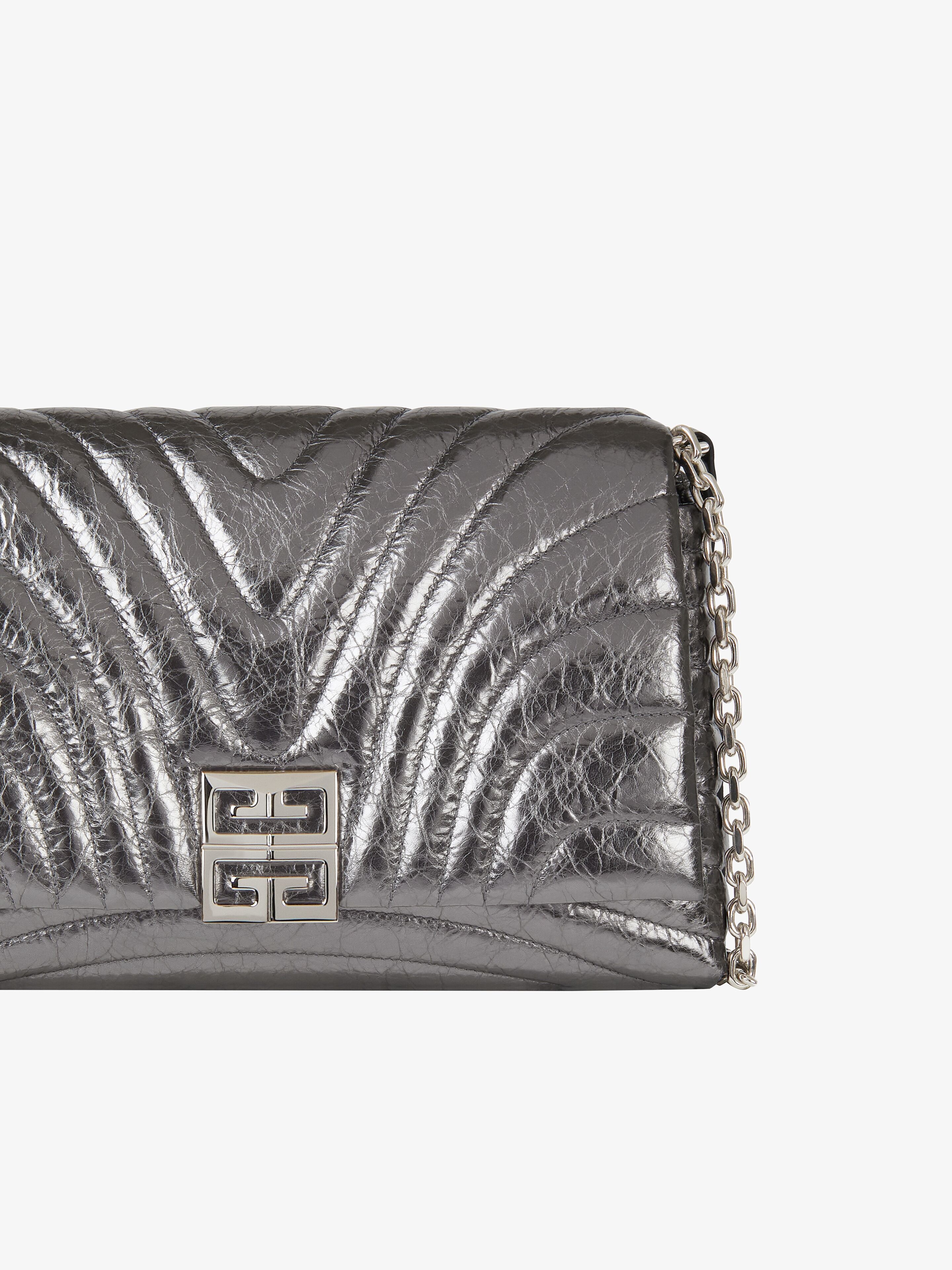MEDIUM 4G SOFT BAG IN QUILTED LAMINATED LEATHER - 8