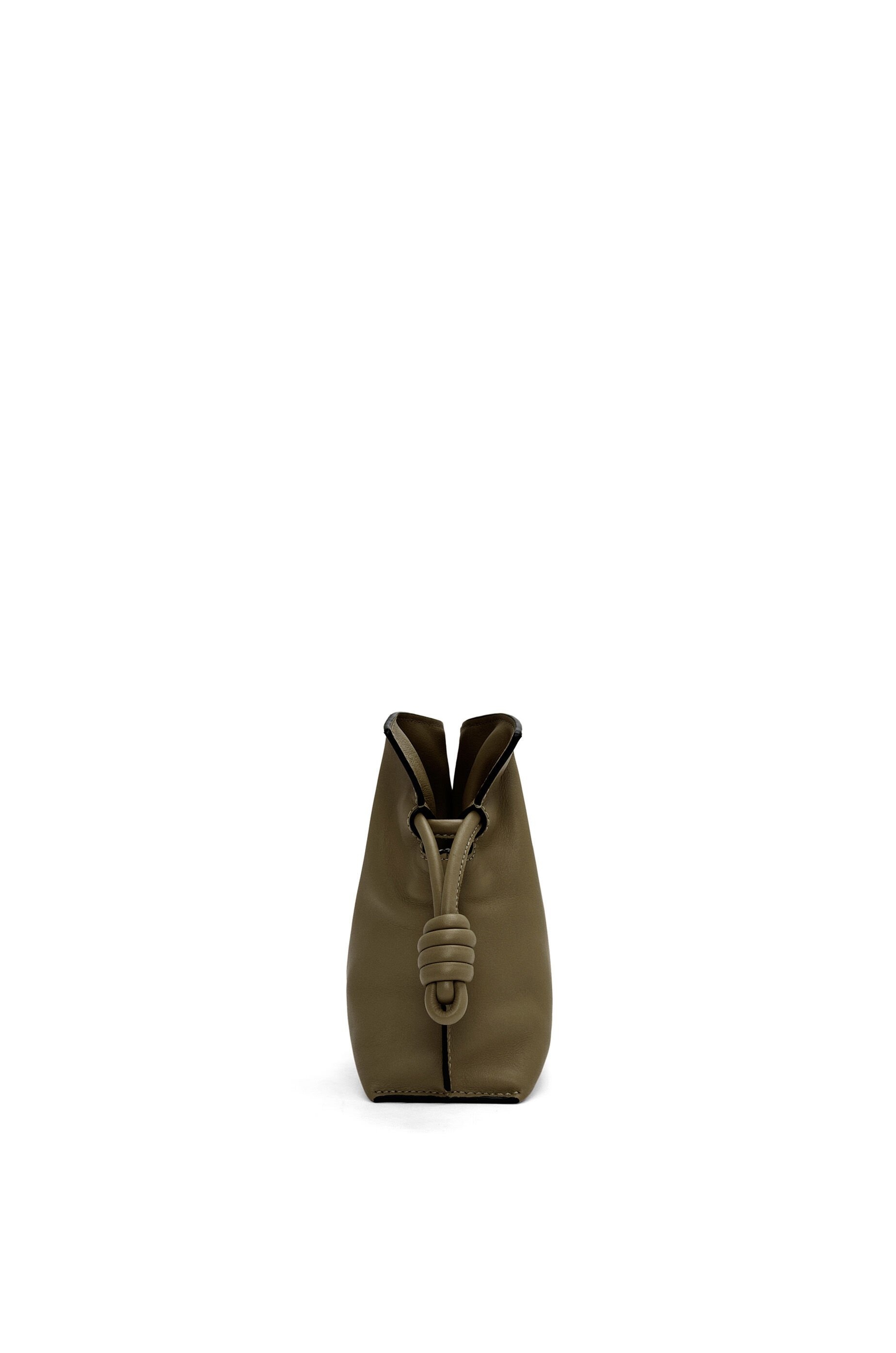 クラッチバッグ LOEWE FLAMENCO CLUTCH MINI BAG IN CALFSKIN NAPPA Mini Flamenco clutch in nappa calfskin Green - LOEWE