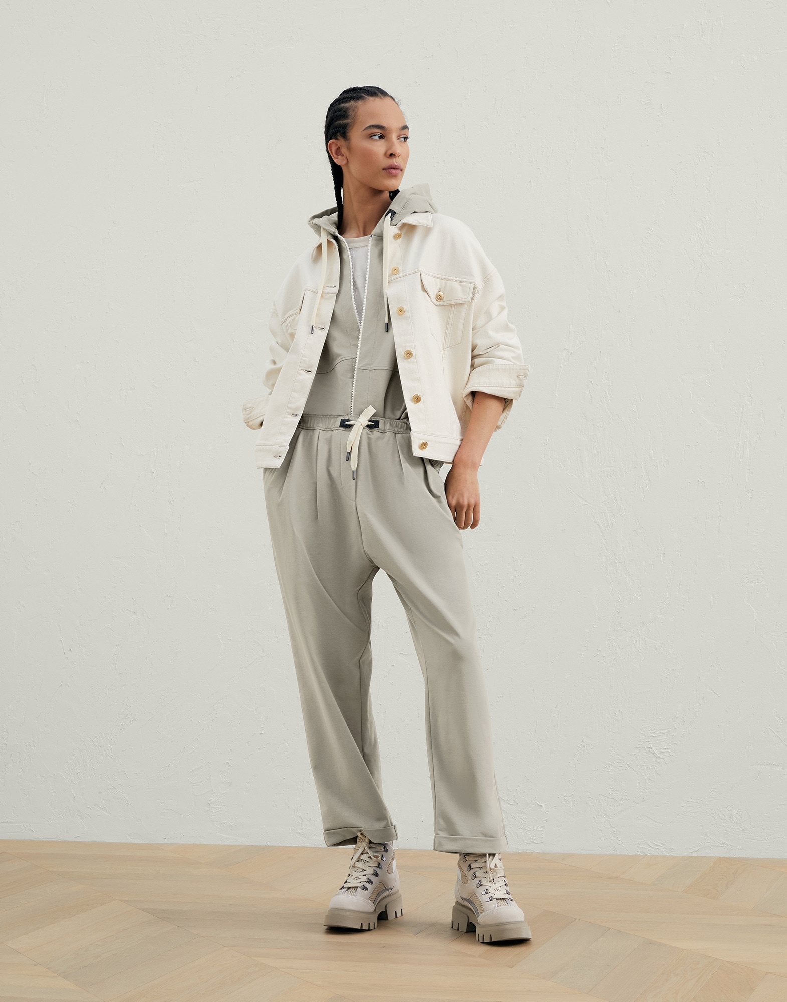 Lightweight stretch cotton trousers with shiny eyelets - 4