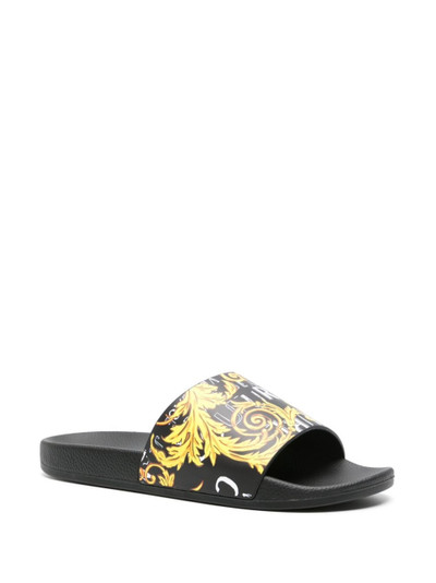 VERSACE JEANS COUTURE Chain Couture moulded-footbed slides outlook