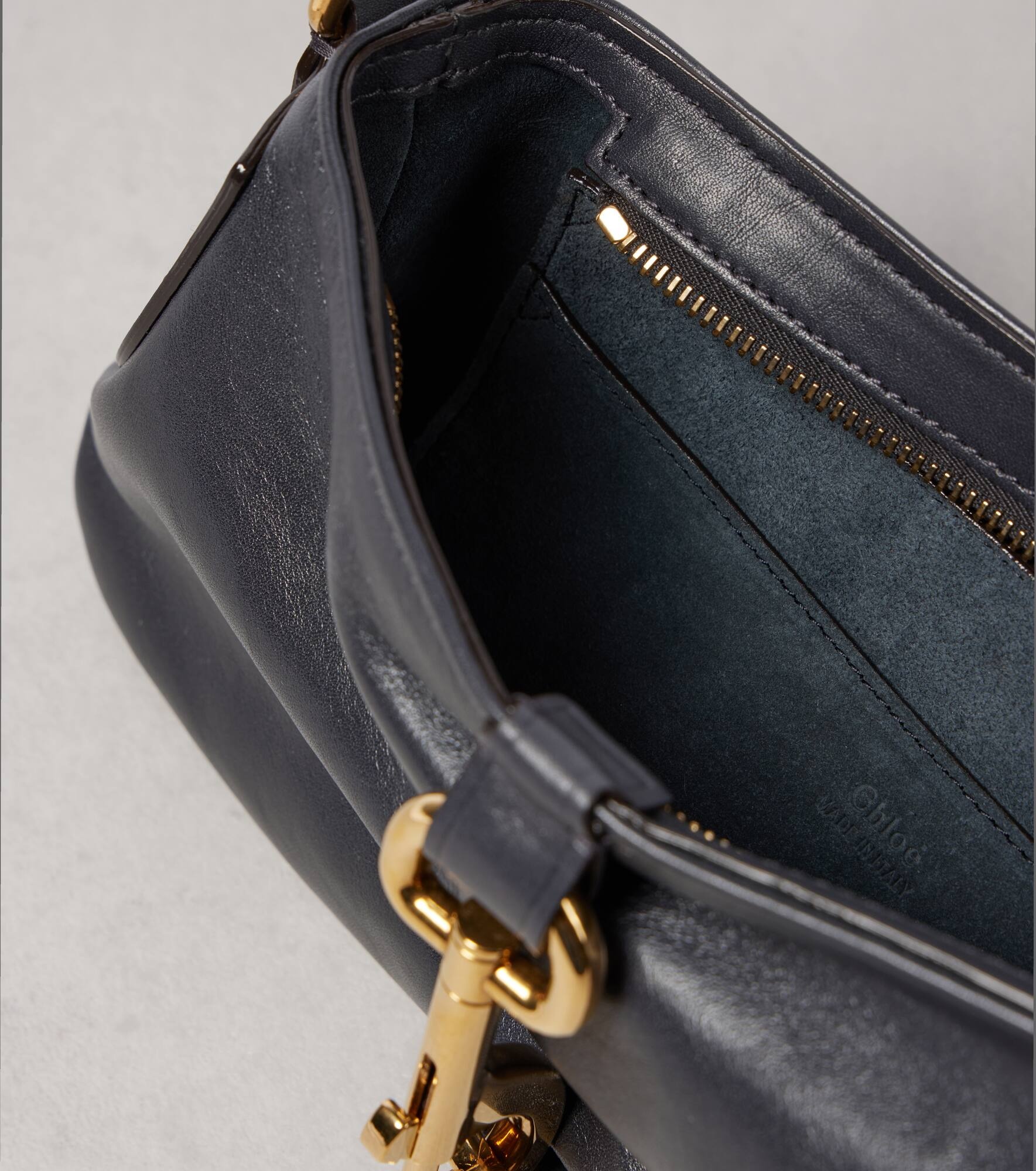 Kerala 25 Small leather shoulder bag - 2