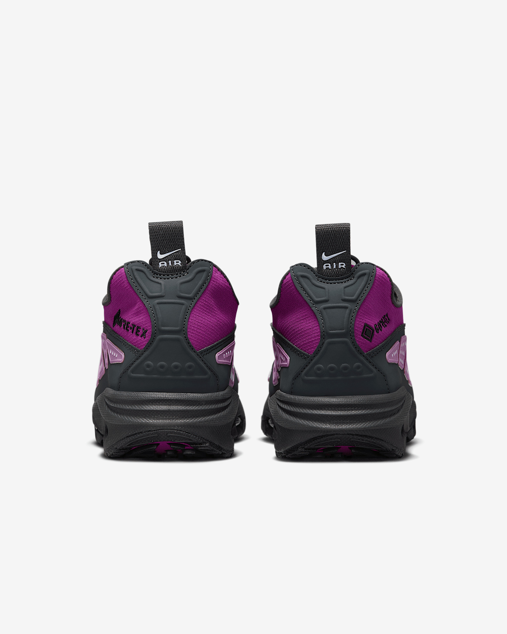 Nike Air Max SNDR GTX Women's Shoes - 6