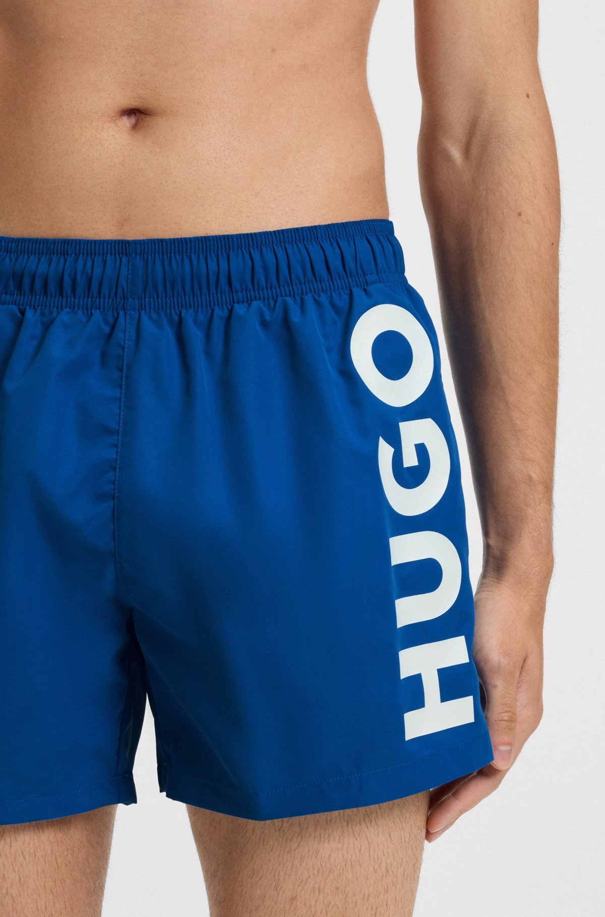 QUICK-DRY SWIM SHORTS WITH VERTICAL LOGO PRINT - 3