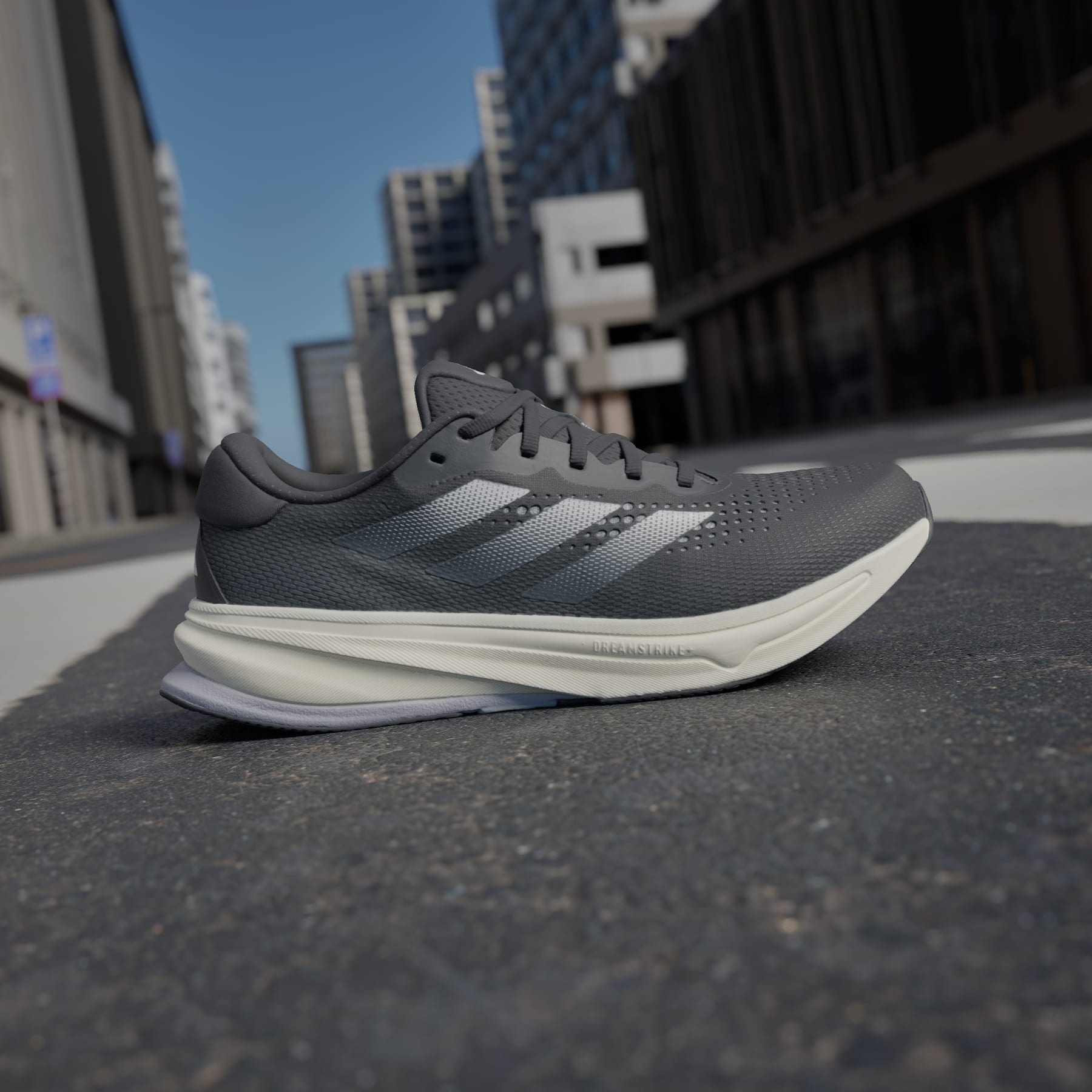 Supernova Rise Wide Shoes - 2