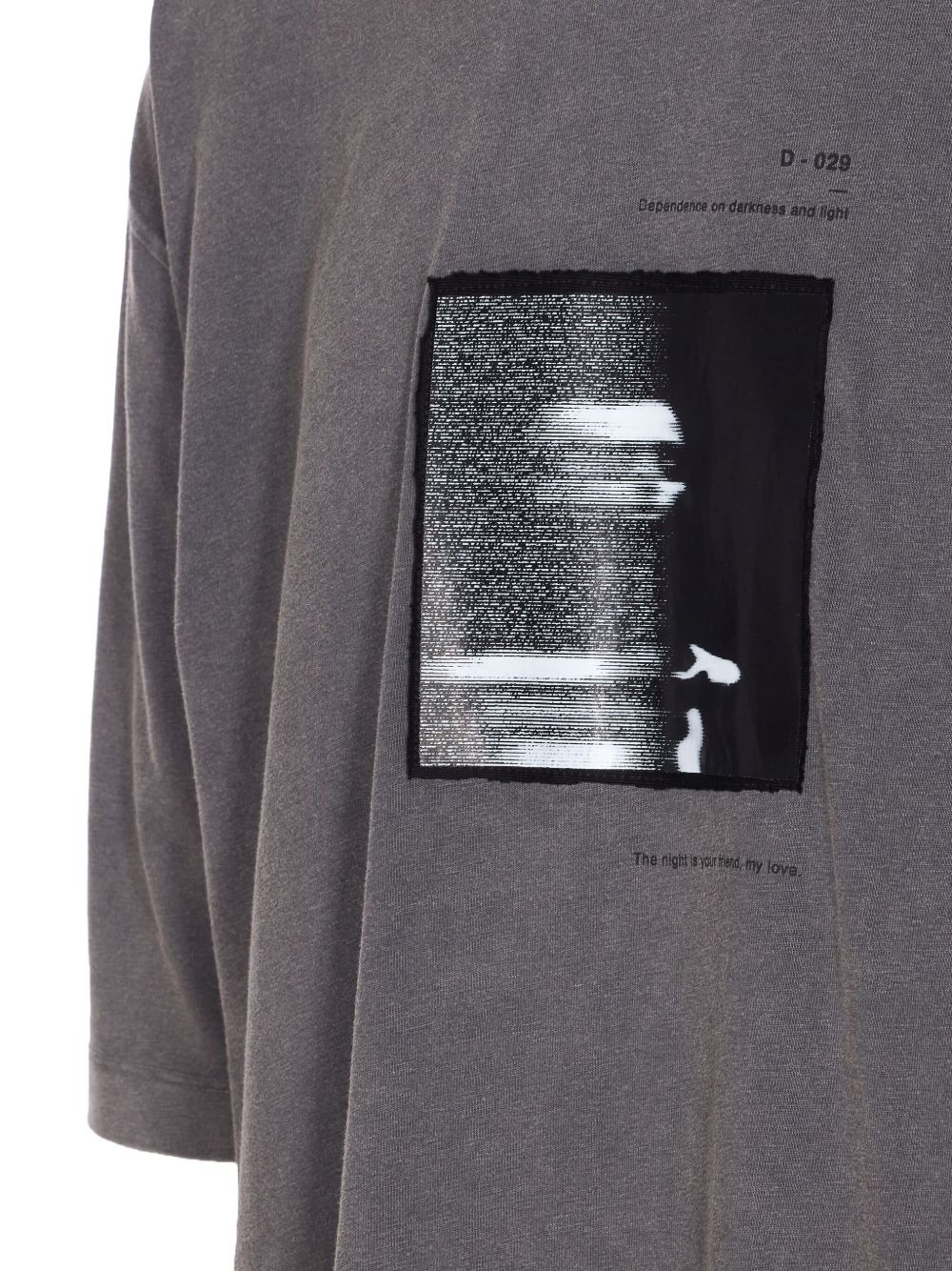graphic-print crew-neck T-shirt - 3