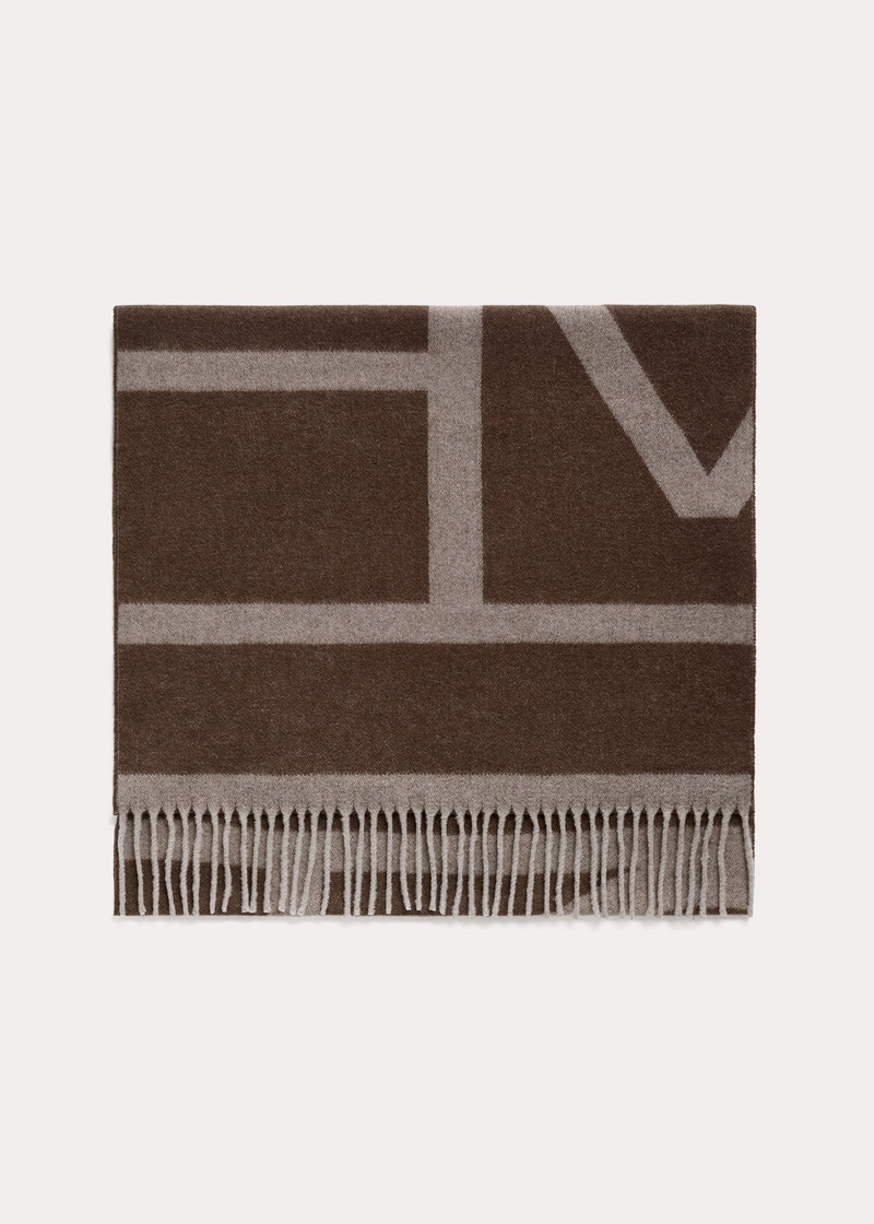 Monogram jacquard wool scarf dark beige 3
