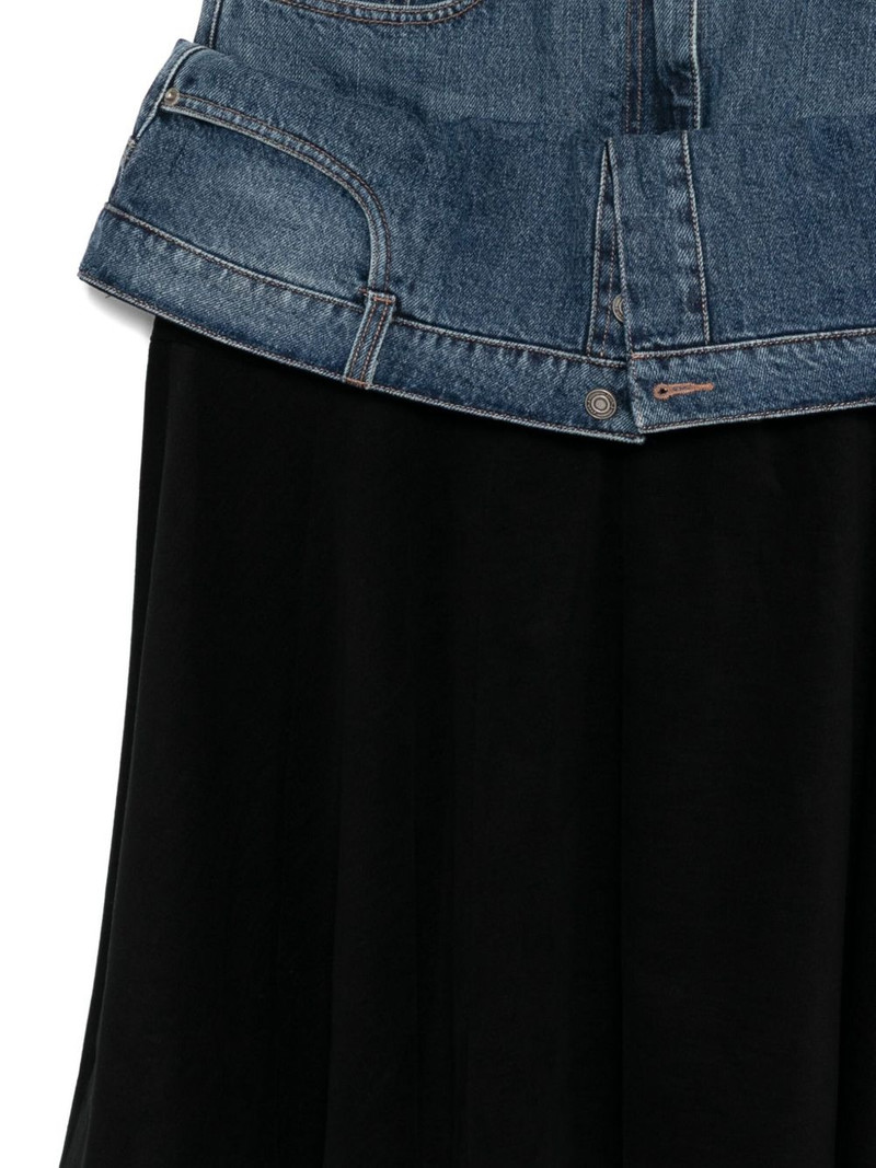 layered-design skirt 3