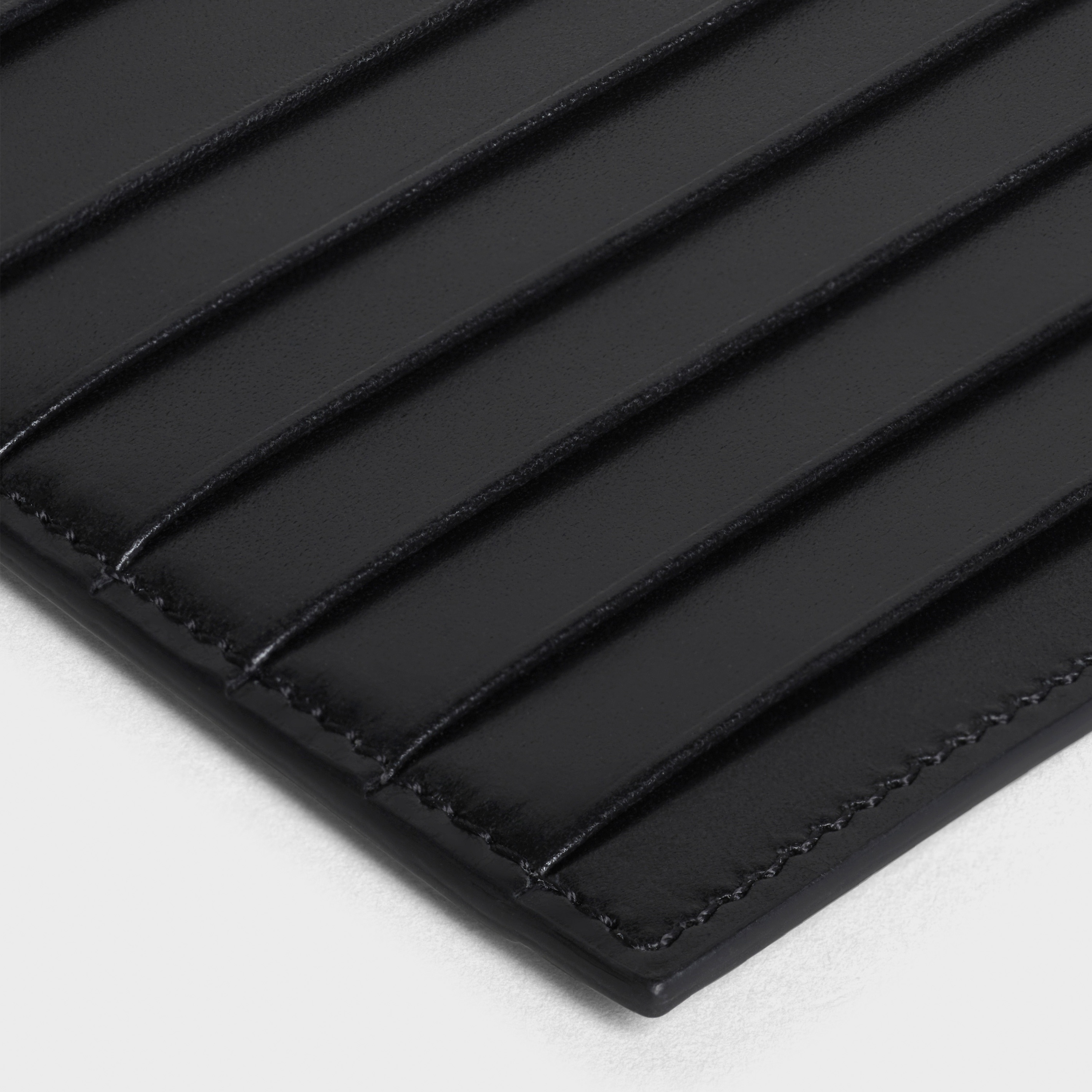 VERTICAL CARD HOLDER  IN  SMOOTH CALFSKIN 4