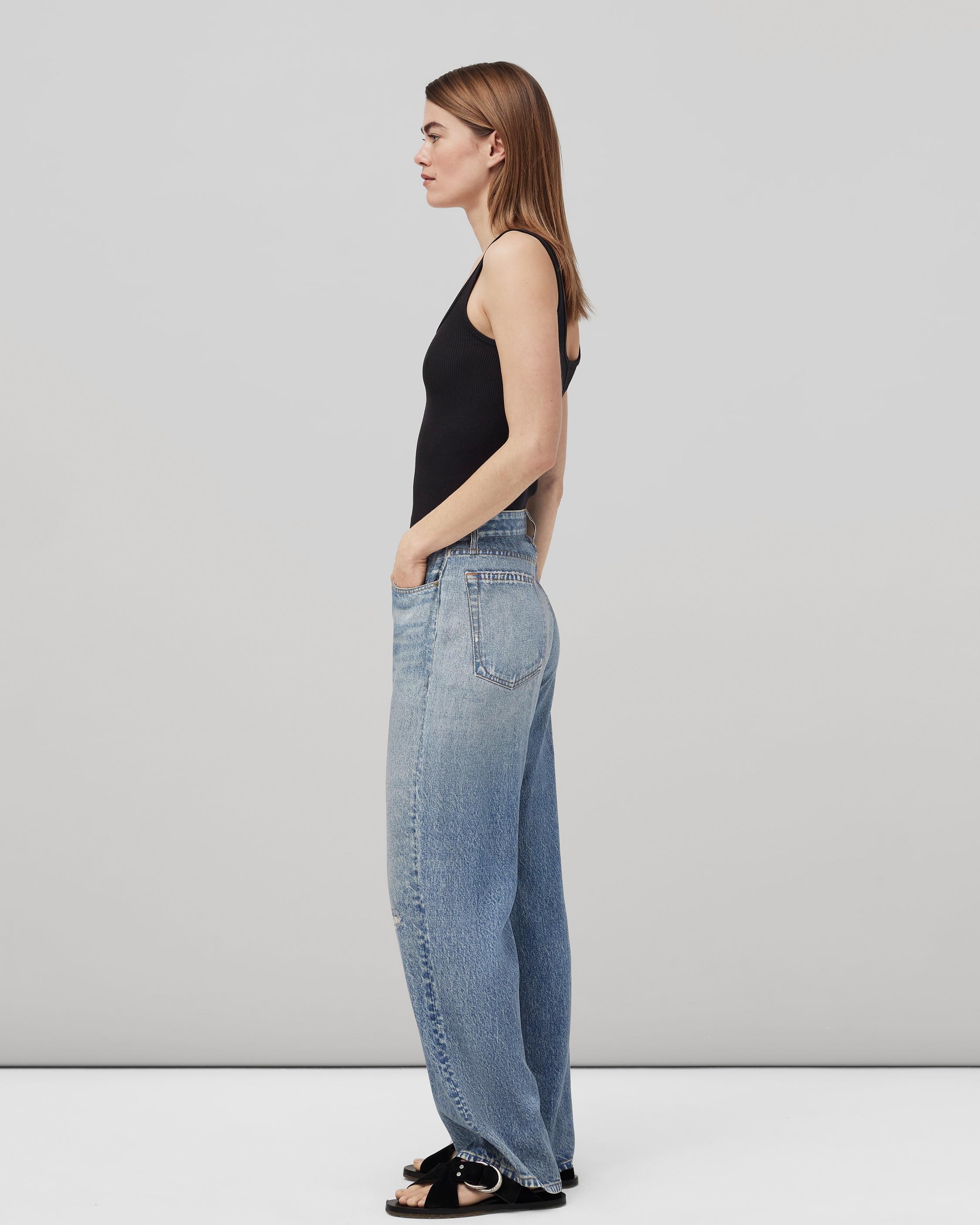Liquid Miramar Pant
Tromp L'oeil Delicate Printed Pant - 4