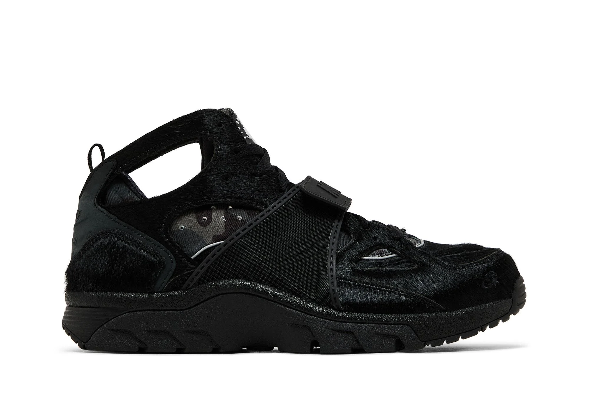 Corteiz x Air Trainer Huarache 'Onyx' - 1