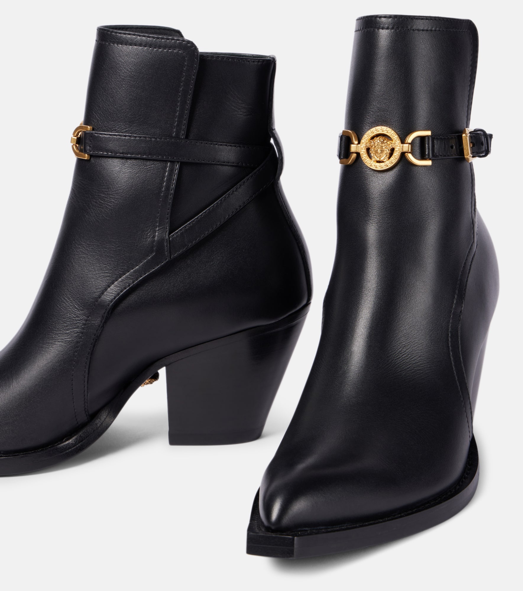 Medusa '95 leather ankle boots - 6