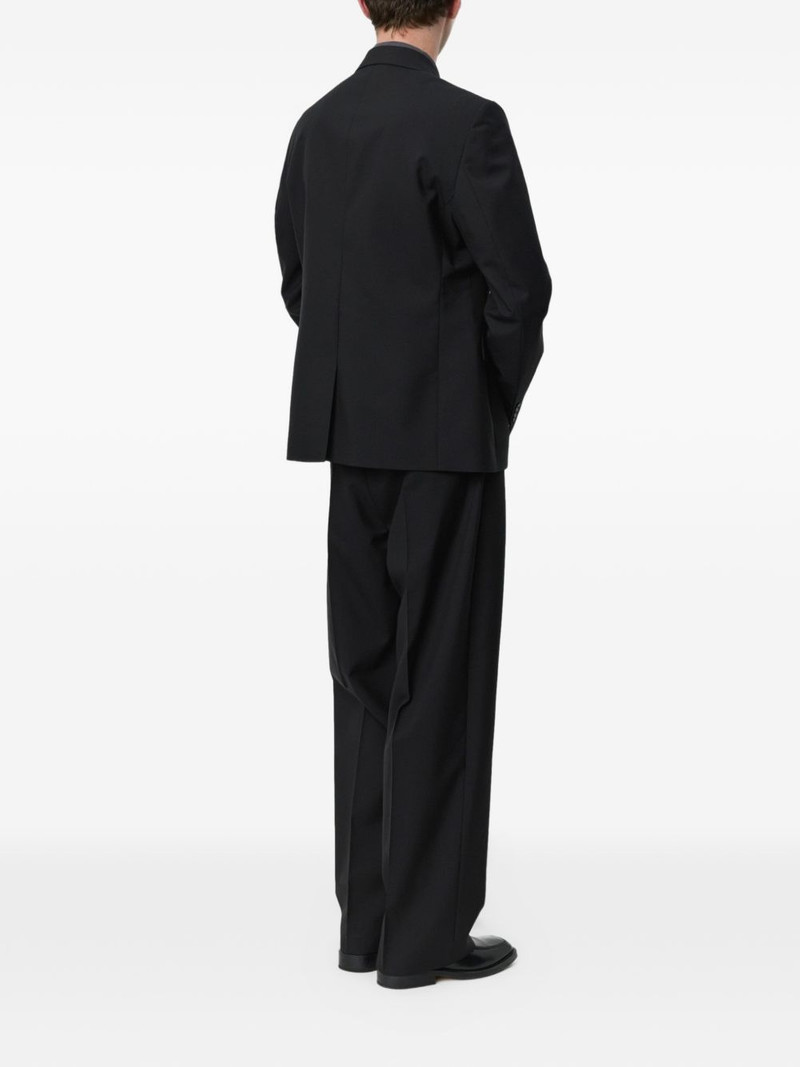single-breasted blazer 3