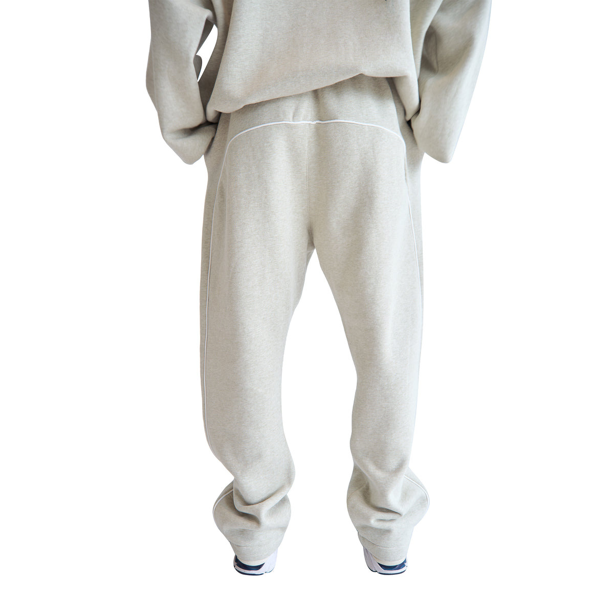 RELAXED FLEECE SWEATPANTS WITH PIPING (HEATHER STONE/CLOUD WHITE) - 7
