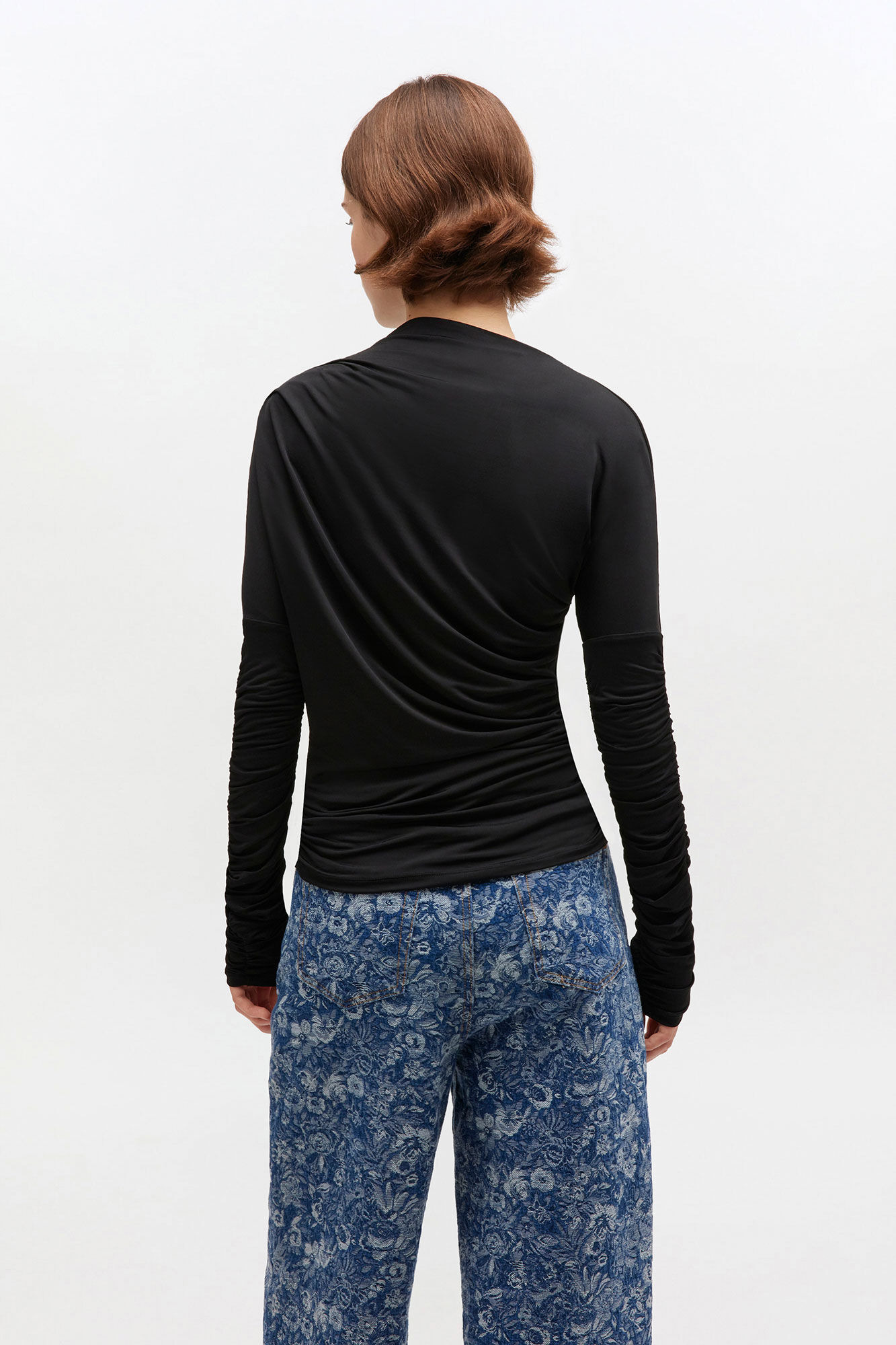 BLACK RUCHED TOP - 4