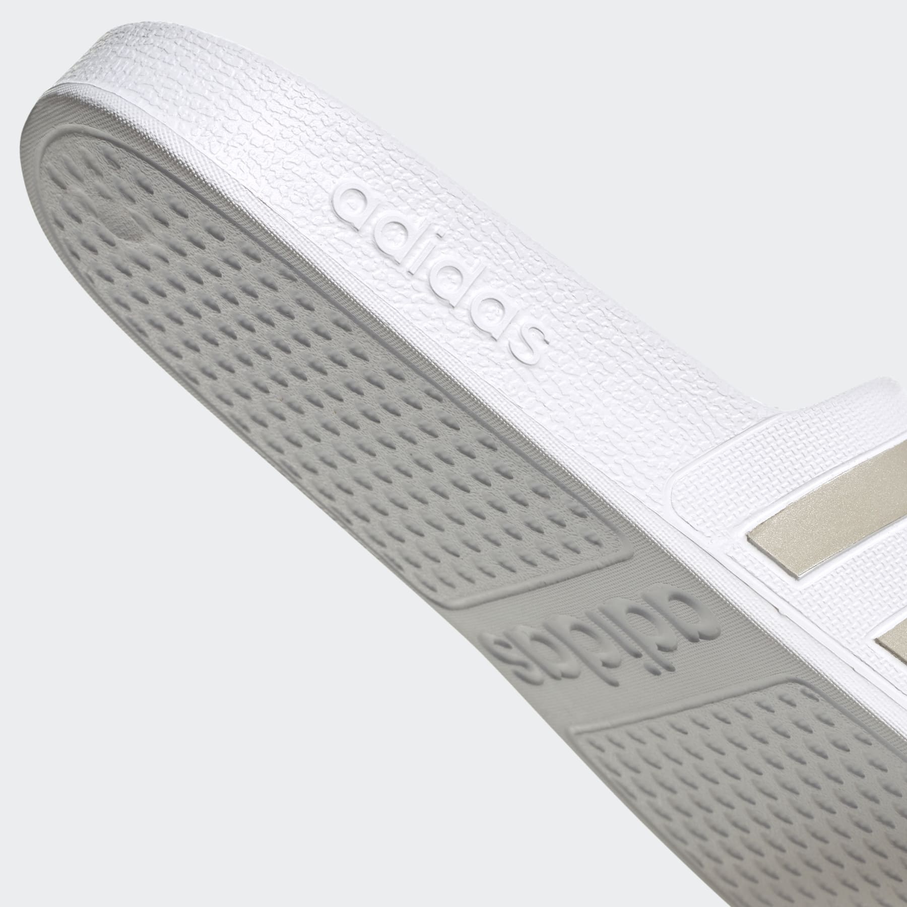 Adilette Aqua Slides - 10