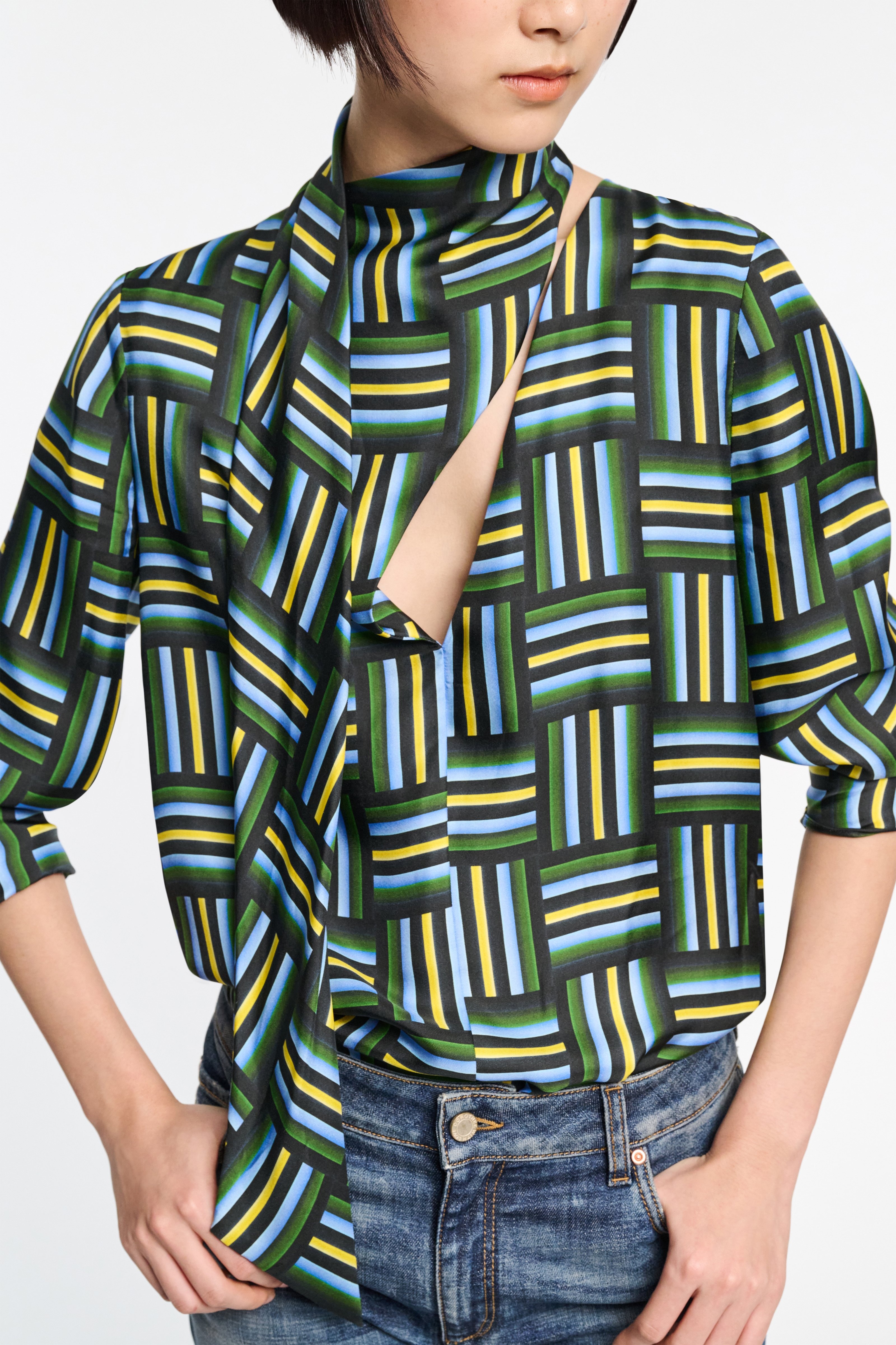 GRAPHIC DRAPES I blouse - 5