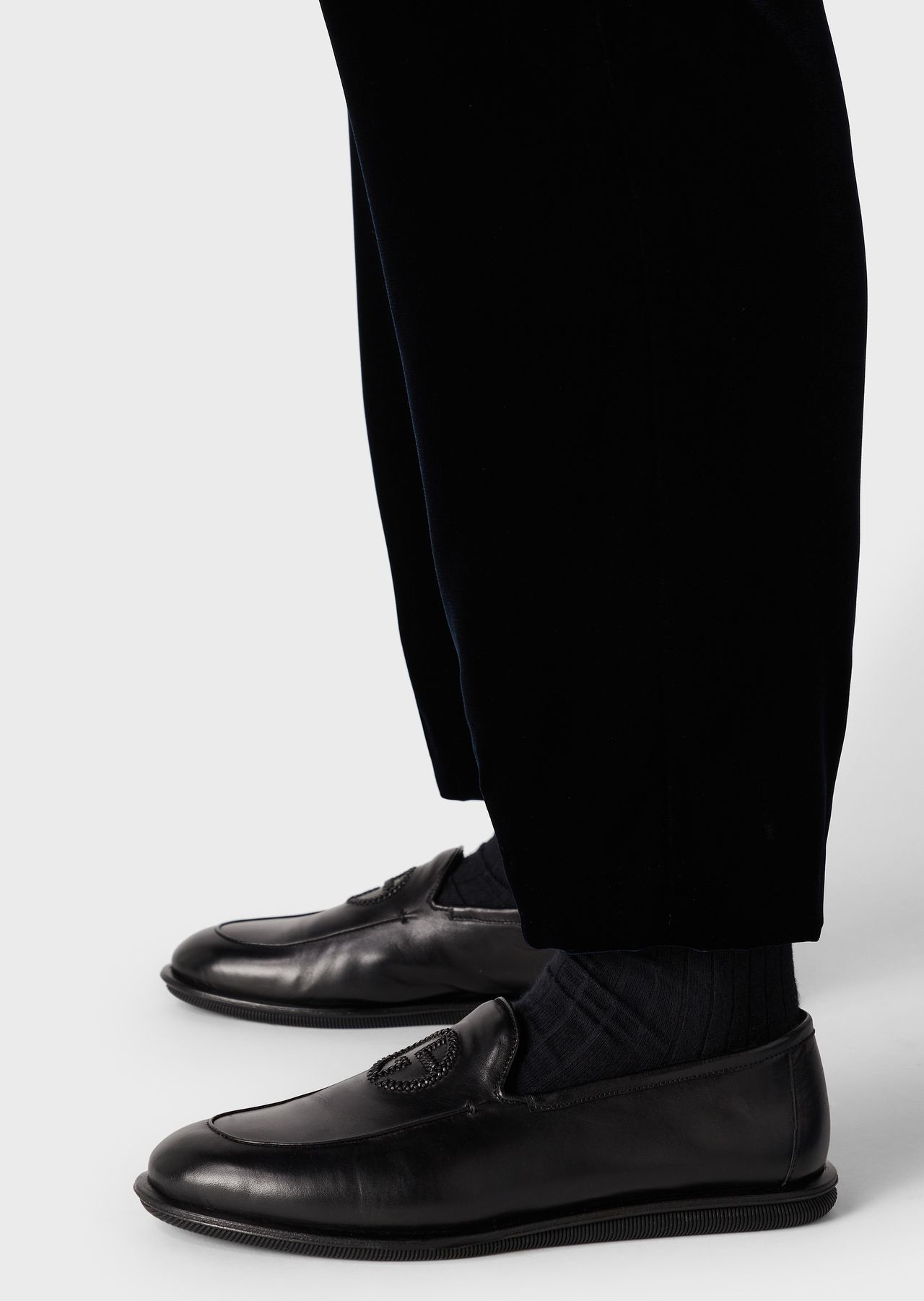 Single-pleat velvet trousers - 5