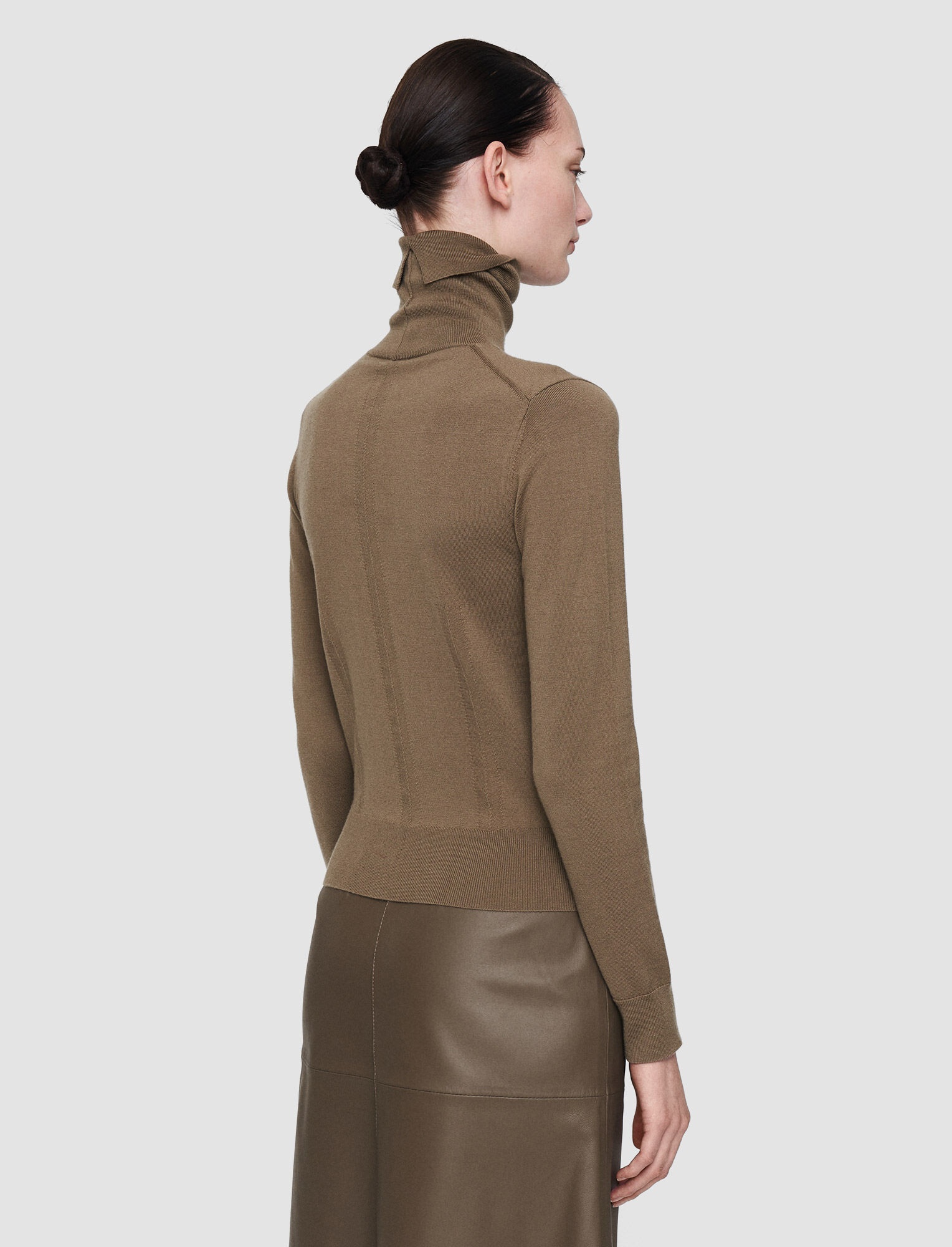 Cashmere Stretch High Neck Jumper - 4