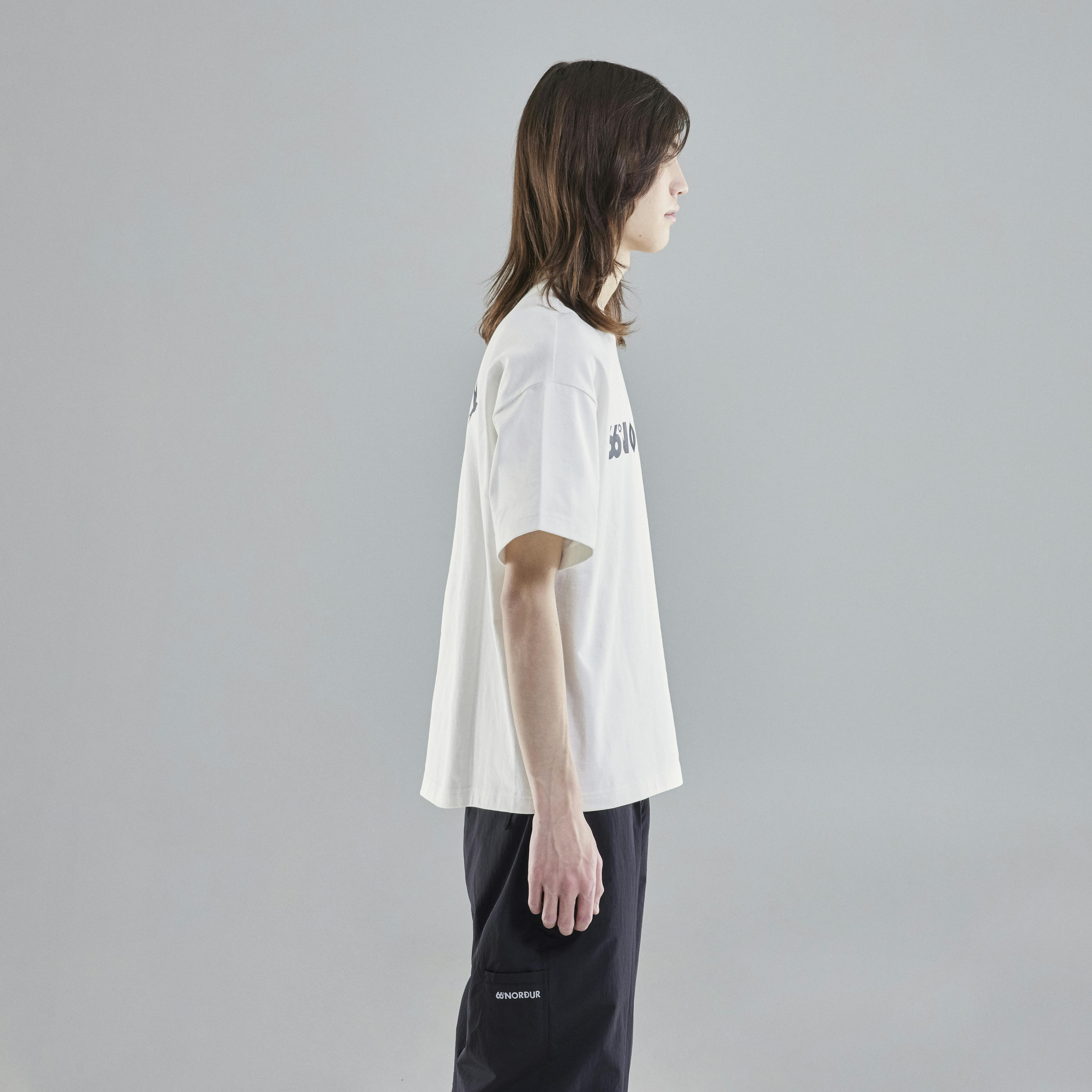 Hringbraut T-Shirt (Unisex) - 5