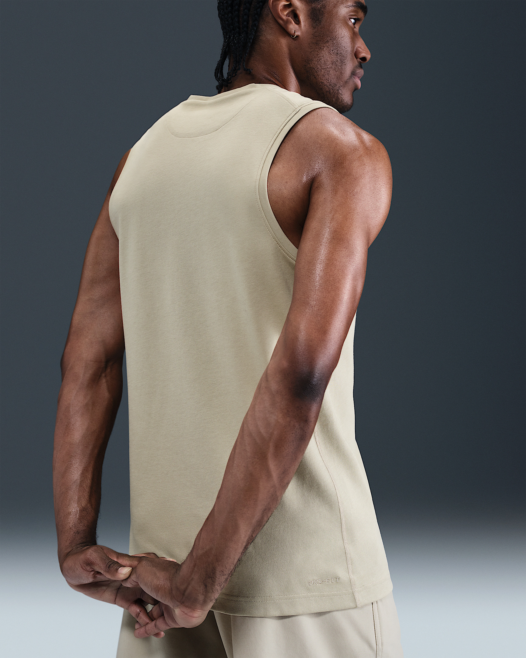 Nike Primary Men's Dri-FIT Versatile Tank - 2