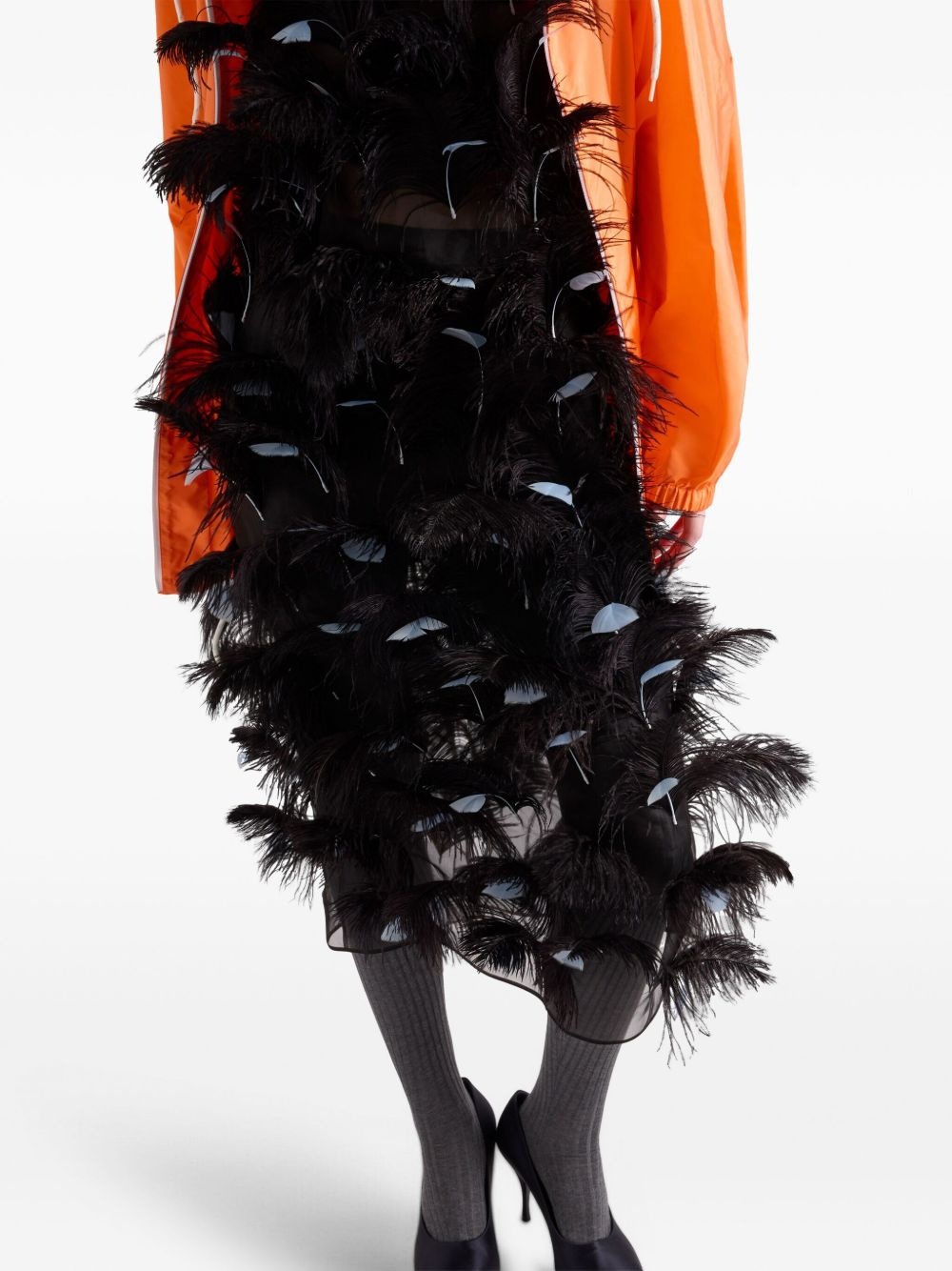 Feather-embellished silk organza dress - 5