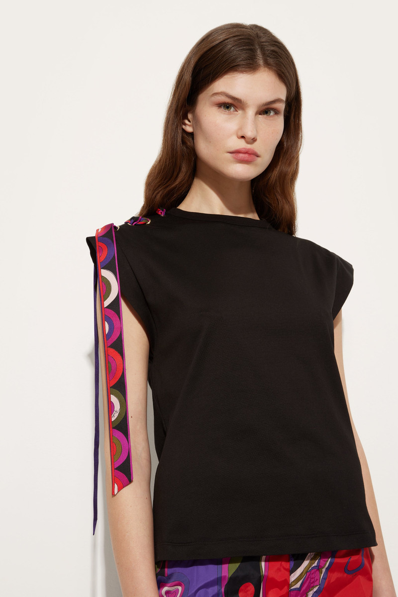 TOP WITH PRINTED DETAIL 5