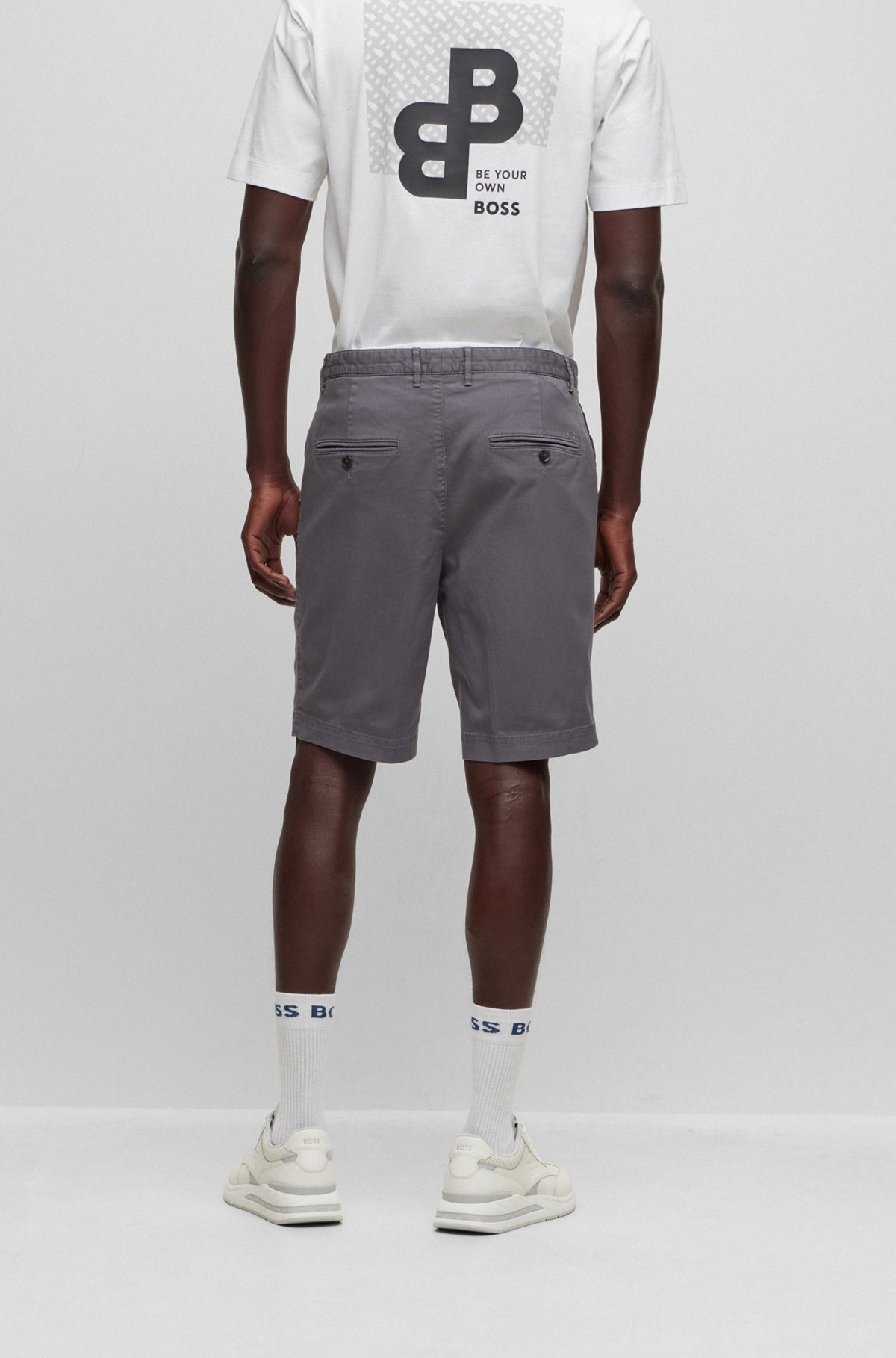 SLIM-FIT SHORTS IN STRETCH-COTTON GABARDINE - 4