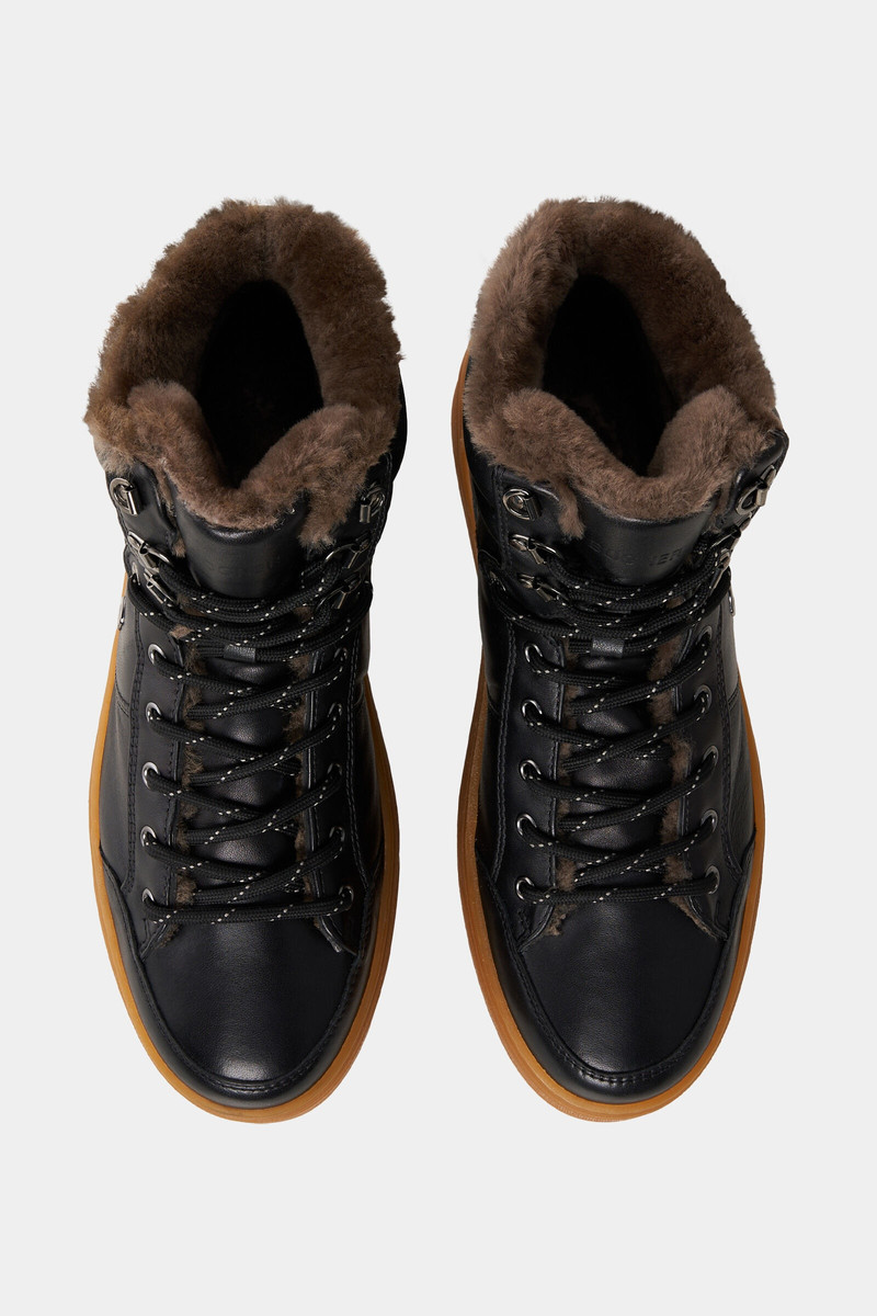 Bucharest Lace-up boots in Black 6