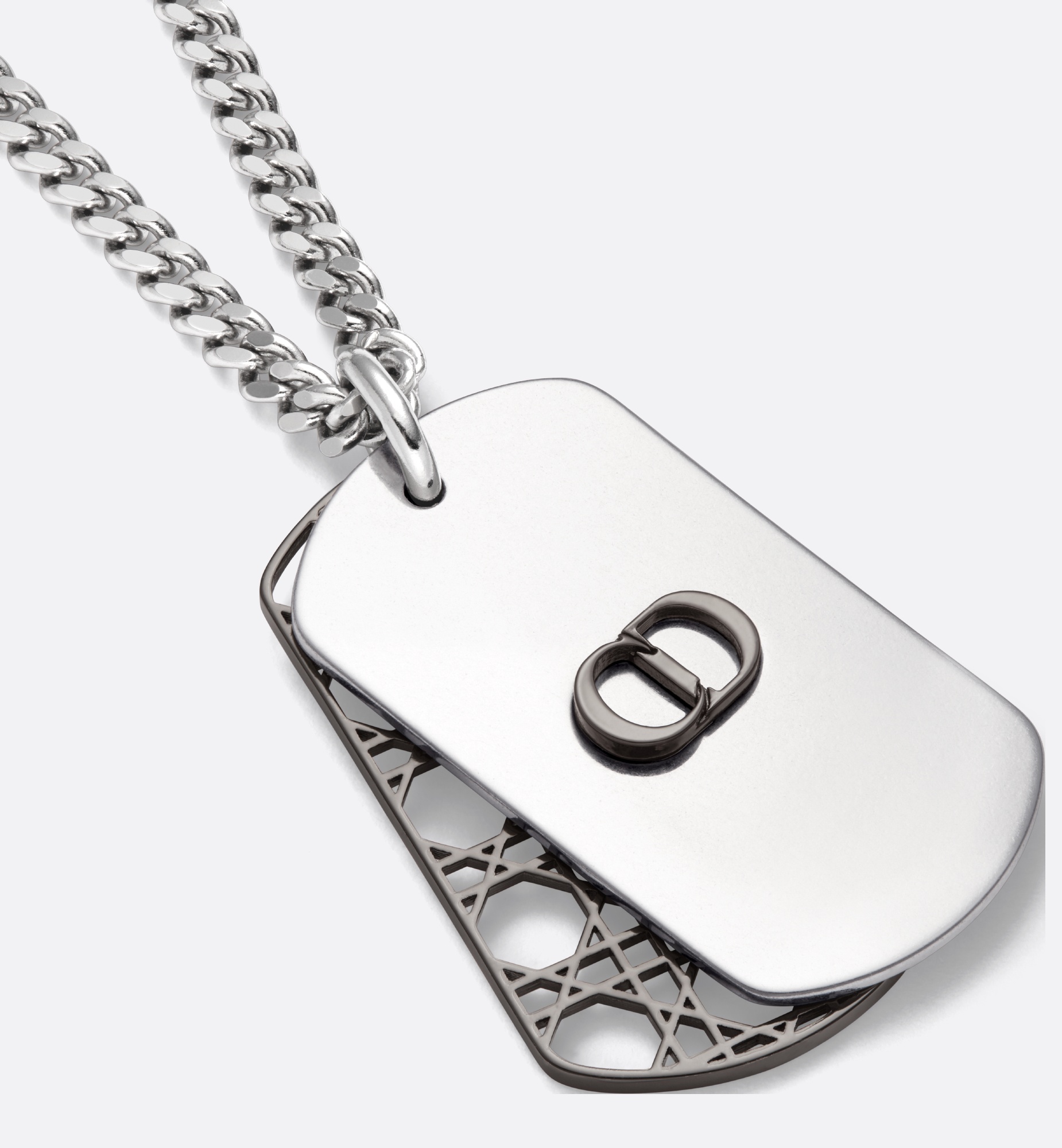 Cannage Plate Pendant Necklace - 3