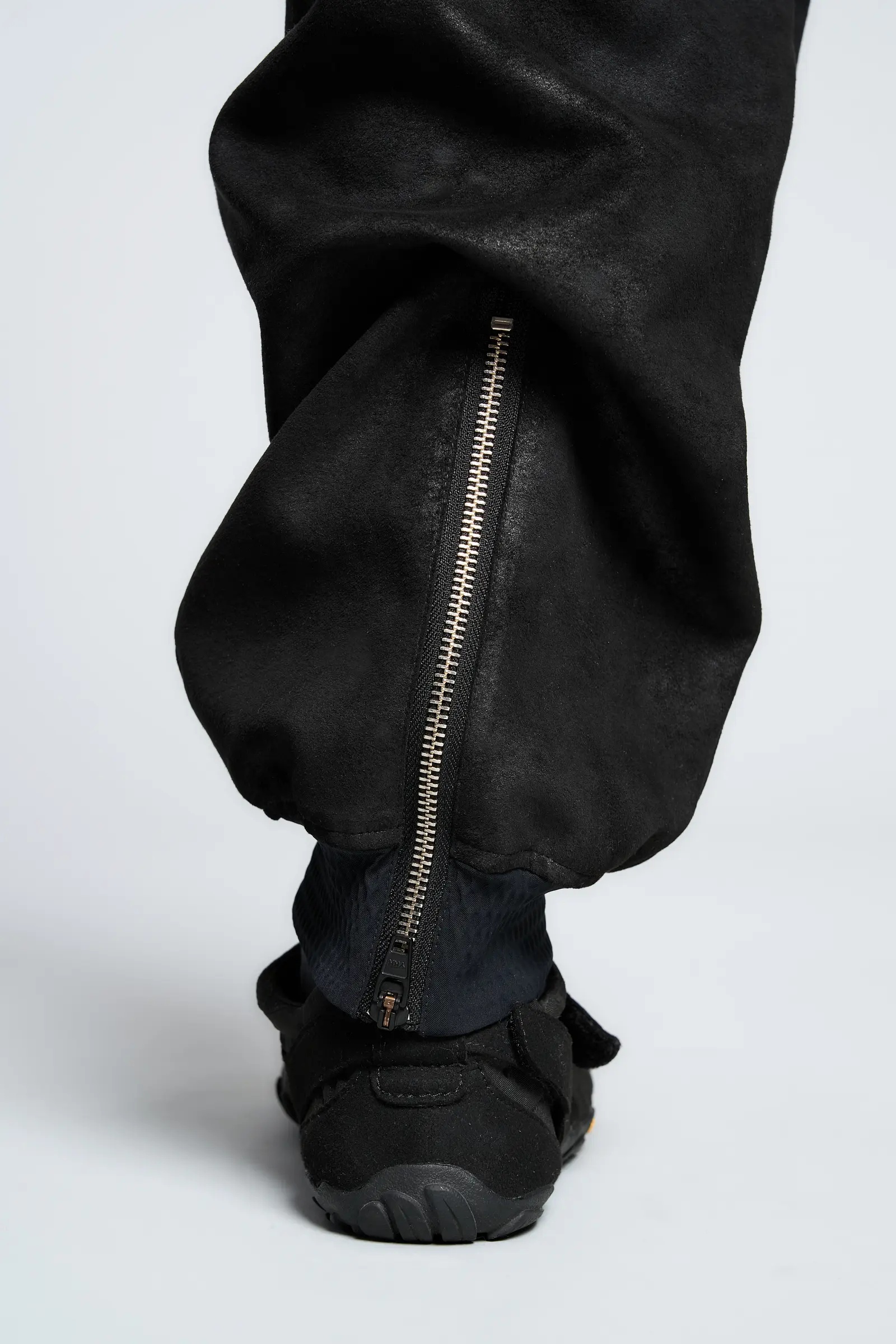 P38-TO Scrim Laced Ultra-Microfiber Cargo Pant Black - 31