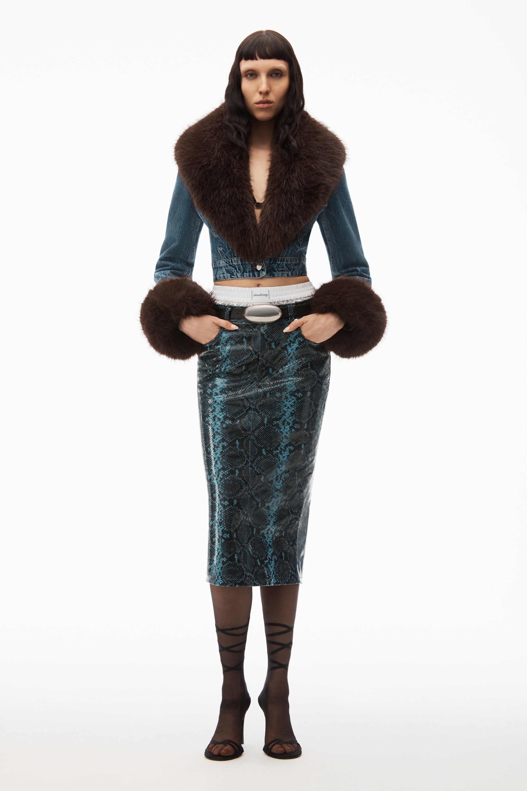 indigo denim jacket with faux fur - 2
