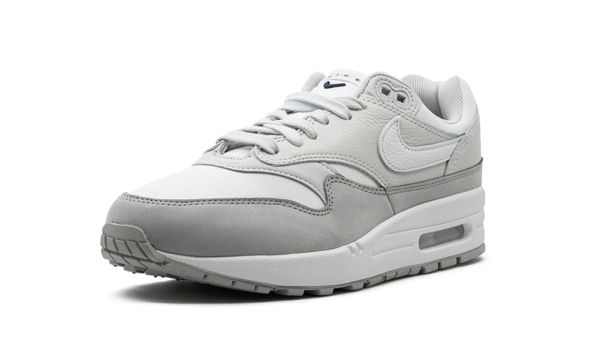 AIR MAX 1 '87 LX WMNS "Light Smoke Grey" - 4