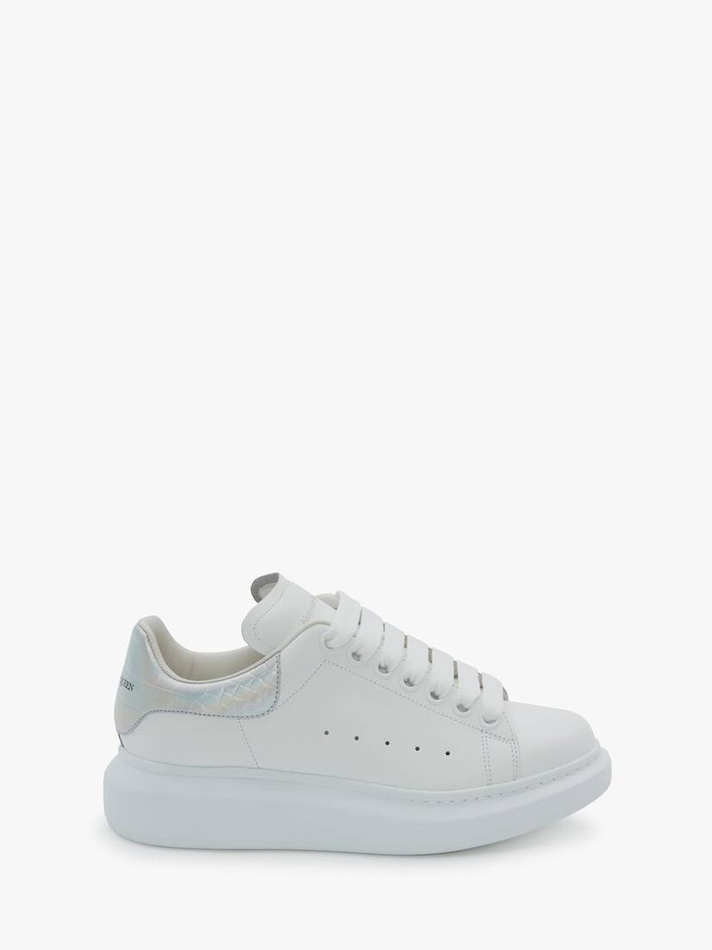 Oversized Sneaker in Silver - 1